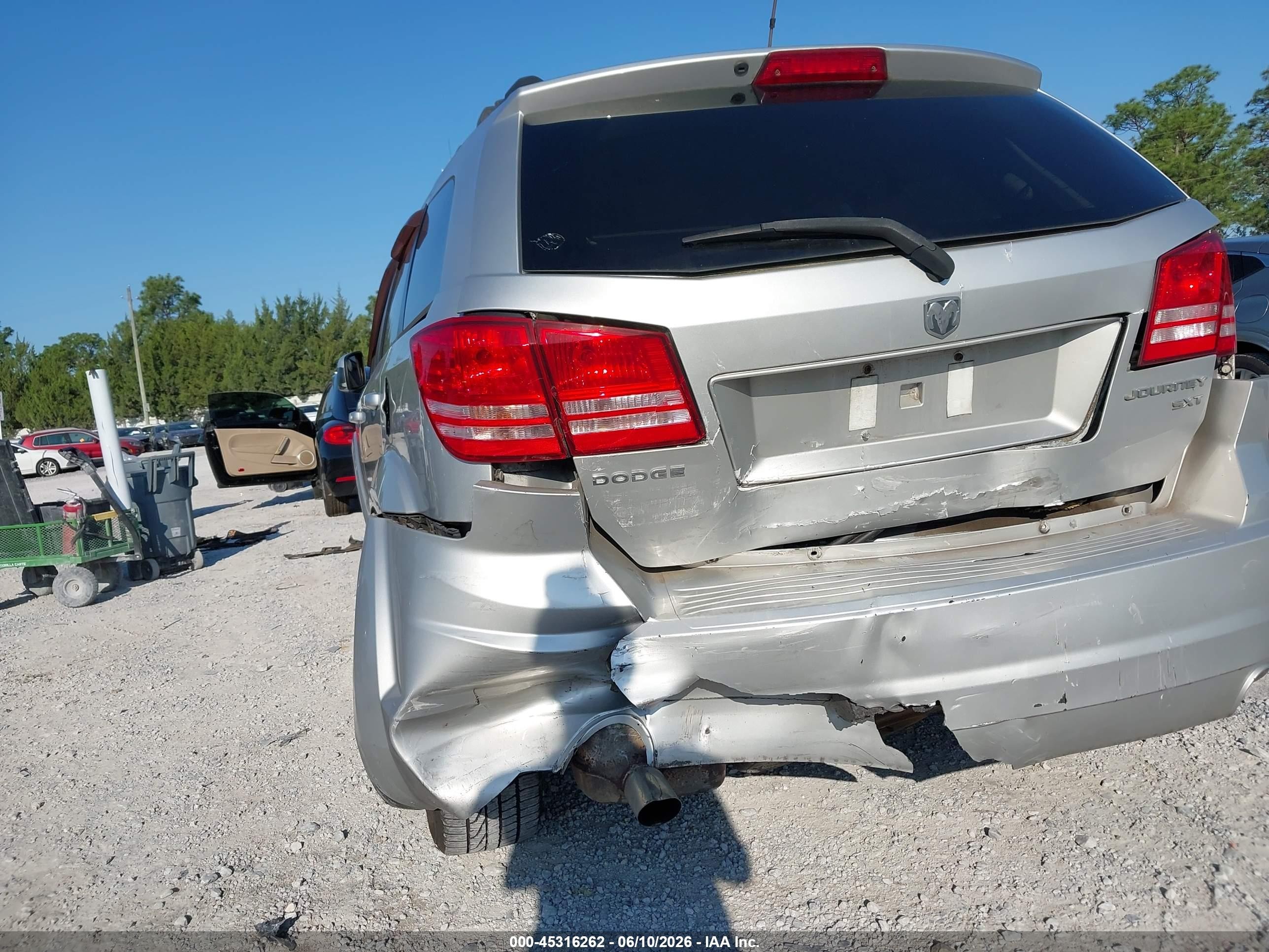 2009 Dodge Journey Sxt Silver vin: 3D4GG57V79T577975