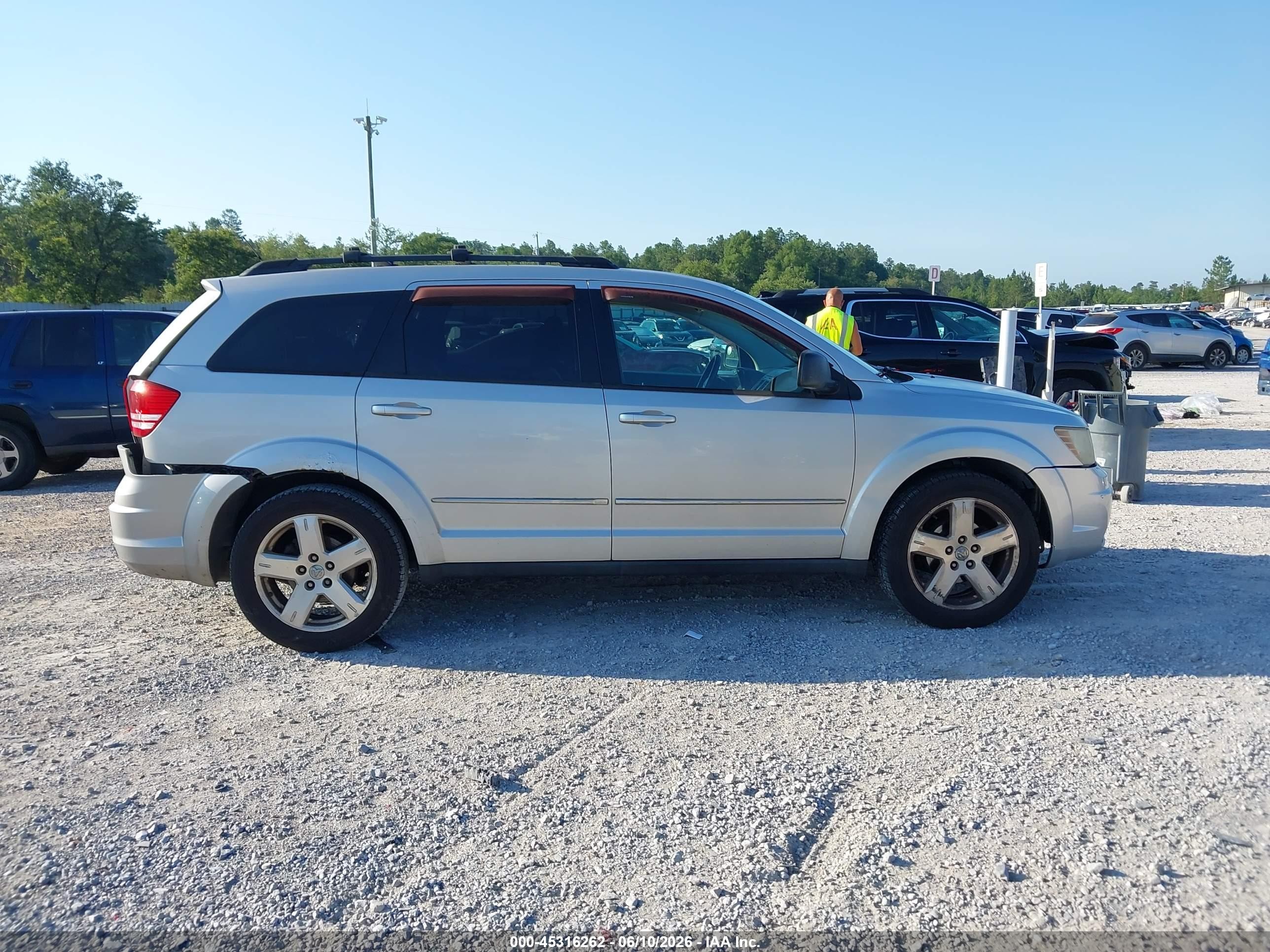 2009 Dodge Journey Sxt Silver vin: 3D4GG57V79T577975