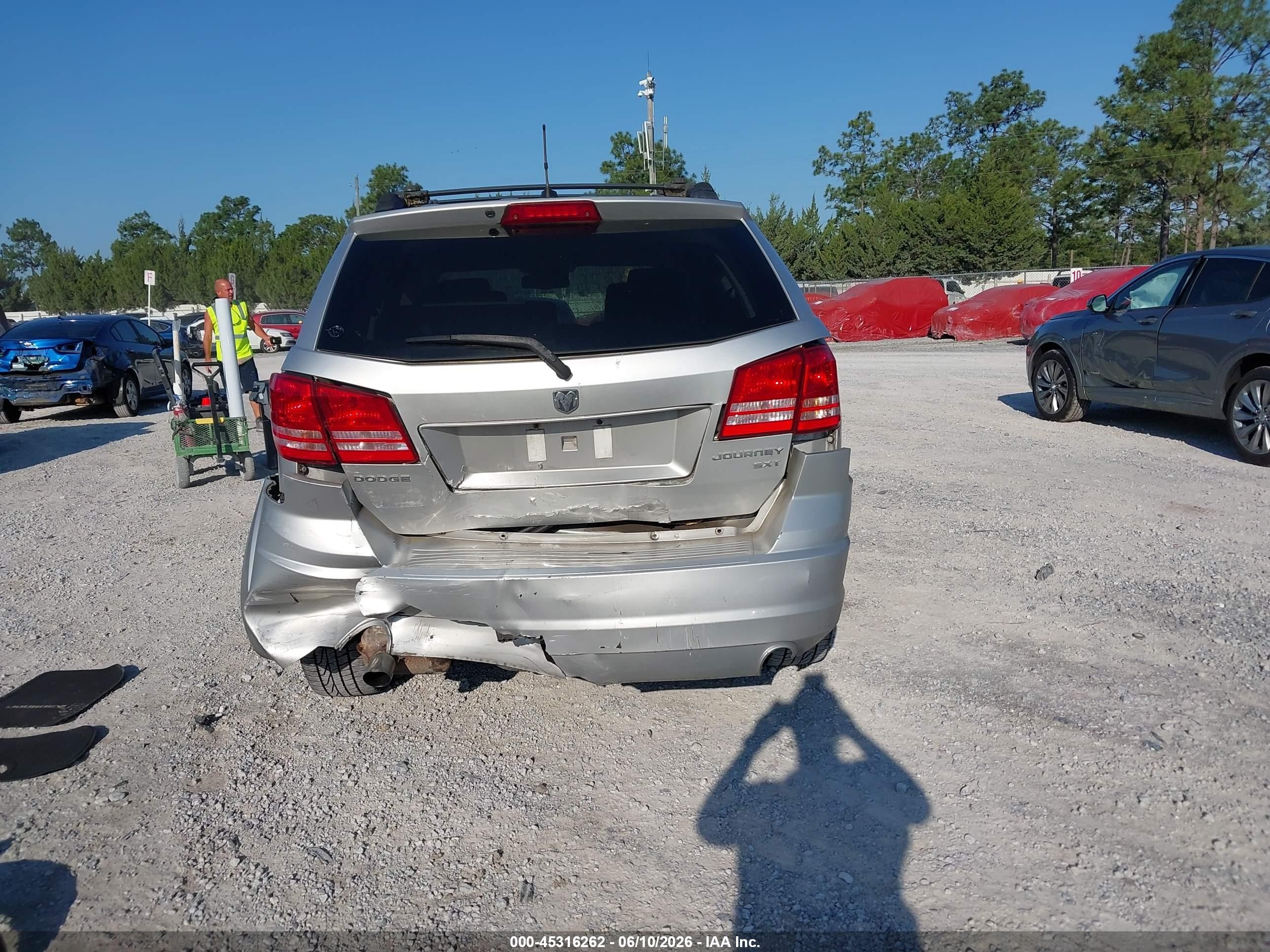 2009 Dodge Journey Sxt Silver vin: 3D4GG57V79T577975