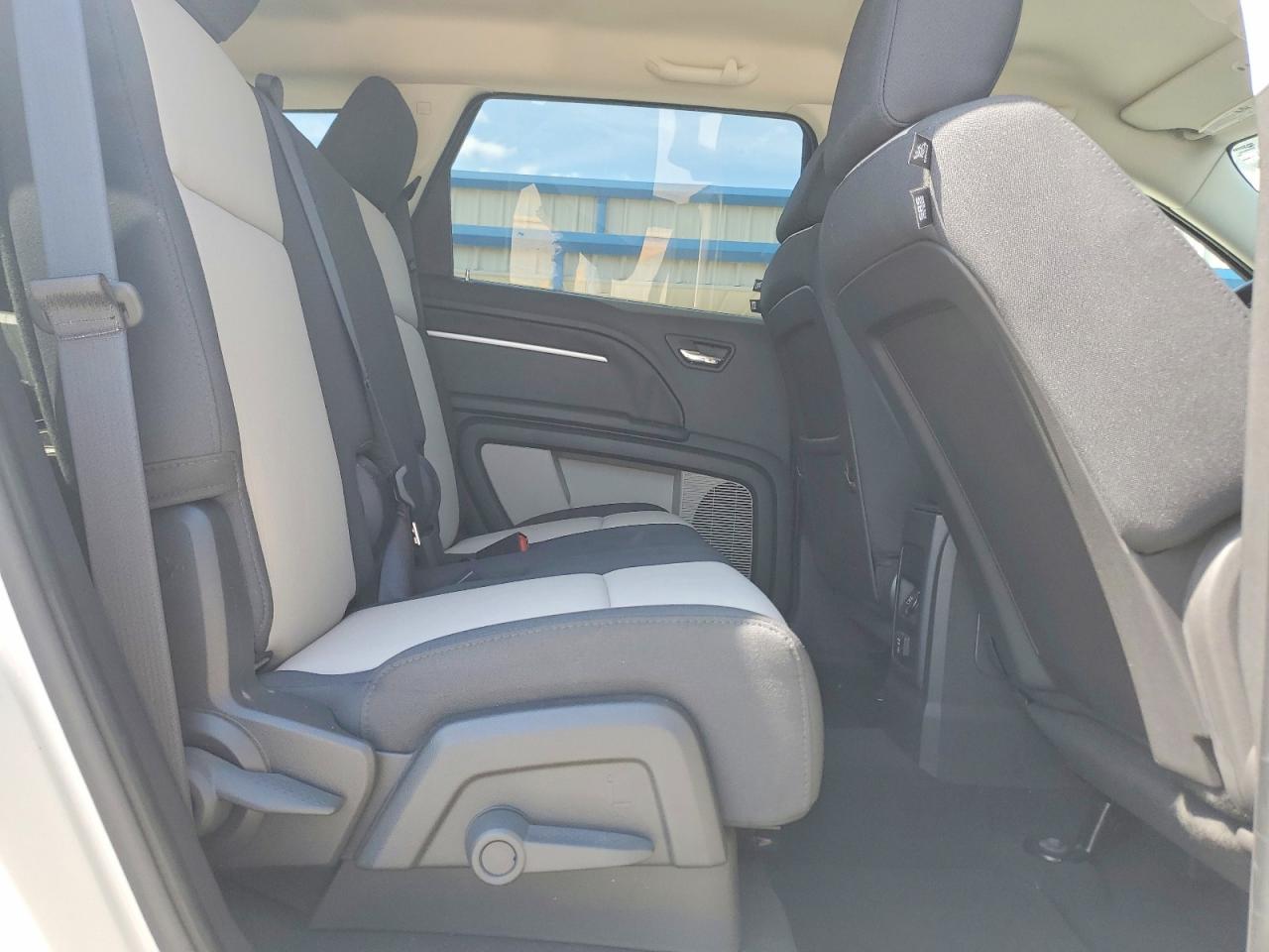 2009 Dodge Journey Sxt Silver vin: 3D4GG57V89T553989
