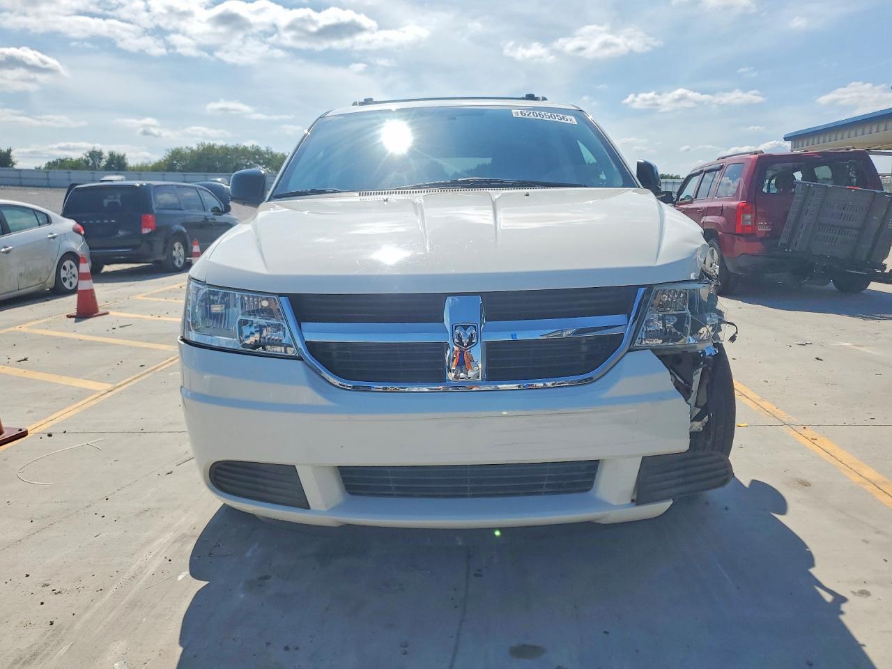 2009 Dodge Journey Sxt Silver vin: 3D4GG57V89T553989
