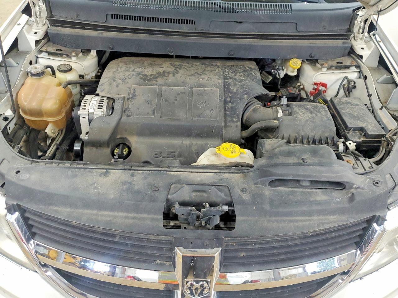 2009 Dodge Journey Sxt Белый vin: 3D4GH57V49T146894