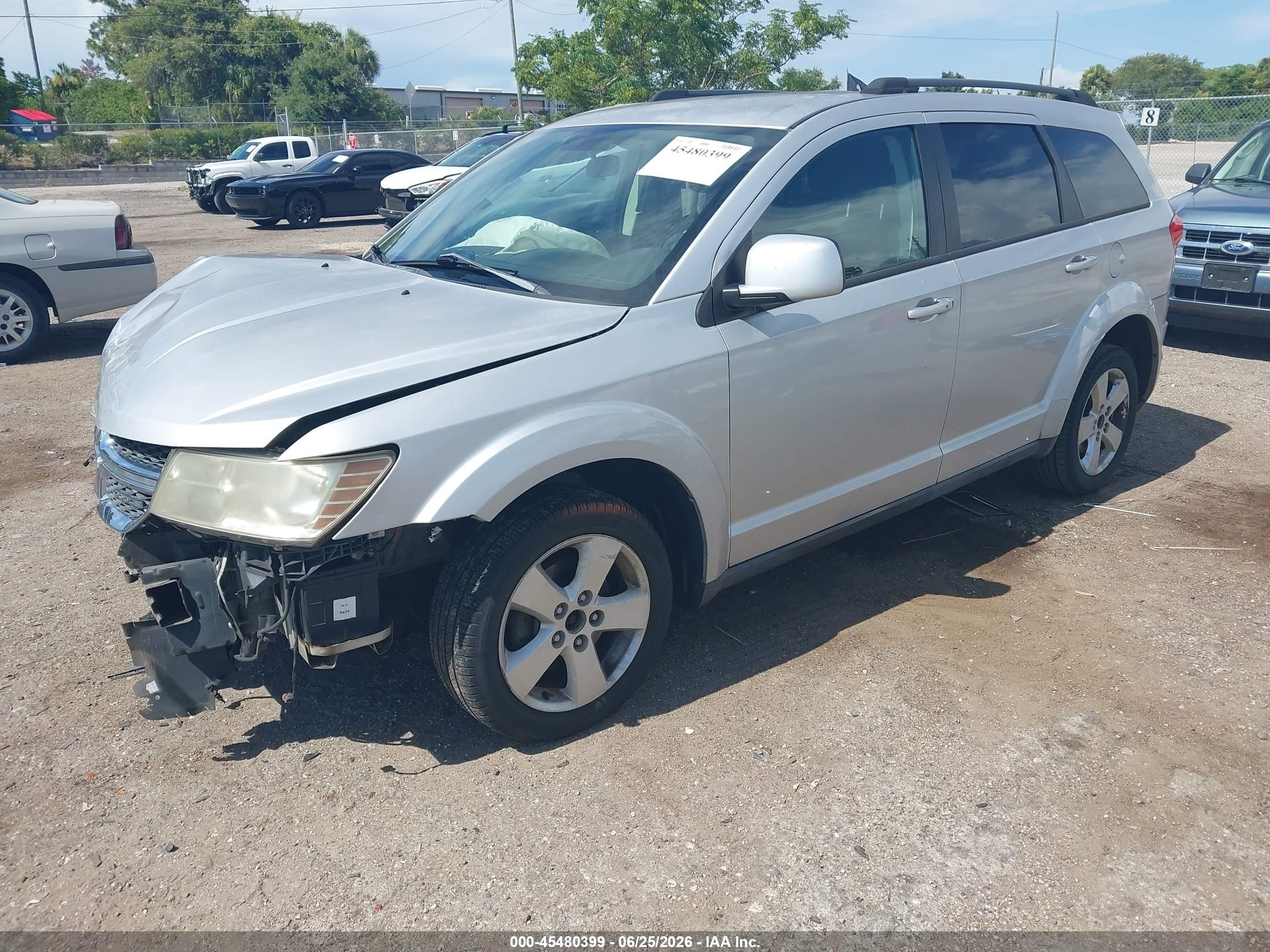 2011 Dodge Journey Mainstreet Silver vin: 3D4PG1FG2BT500352
