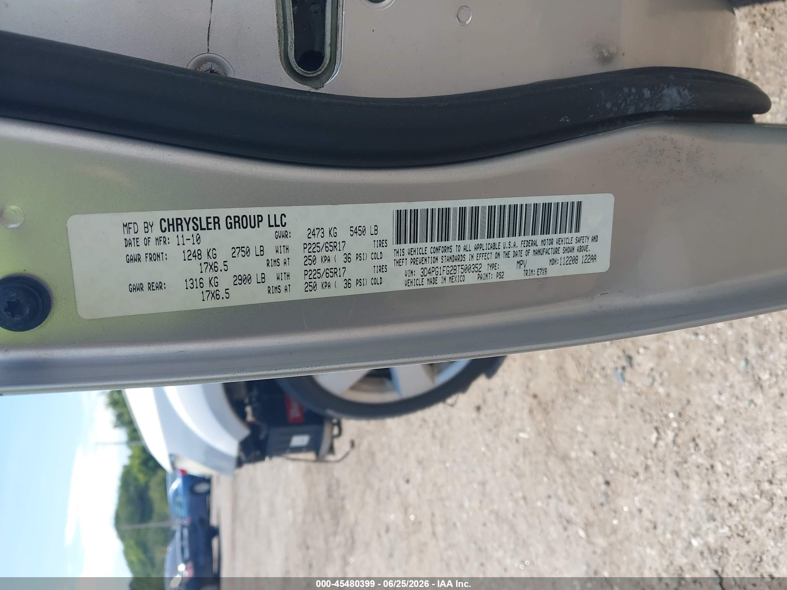 2011 Dodge Journey Mainstreet Silver vin: 3D4PG1FG2BT500352