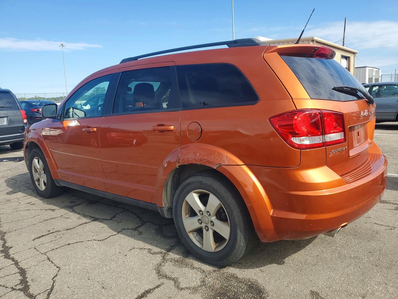 2011 Dodge Journey Mainstreet Orange vin: 3D4PG1FG3BT516334