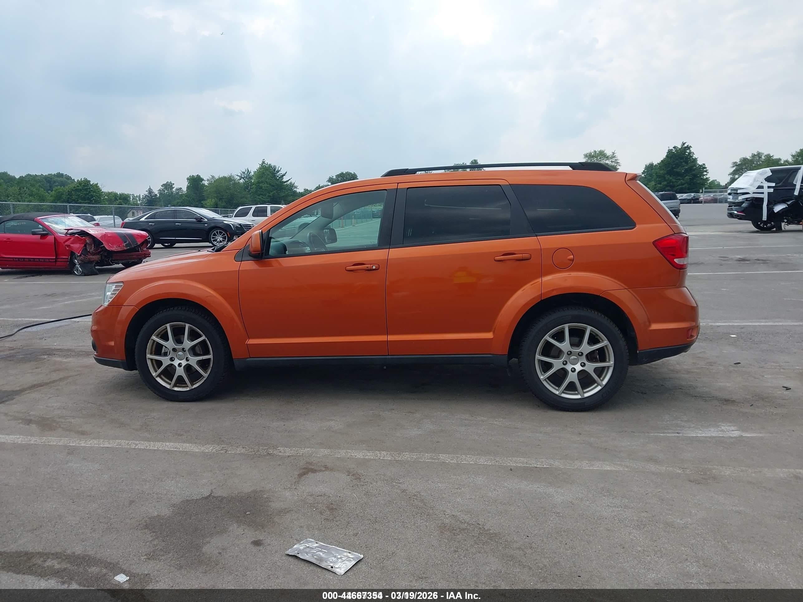 2011 Dodge Journey Mainstreet Orange vin: 3D4PG1FG7BT540894