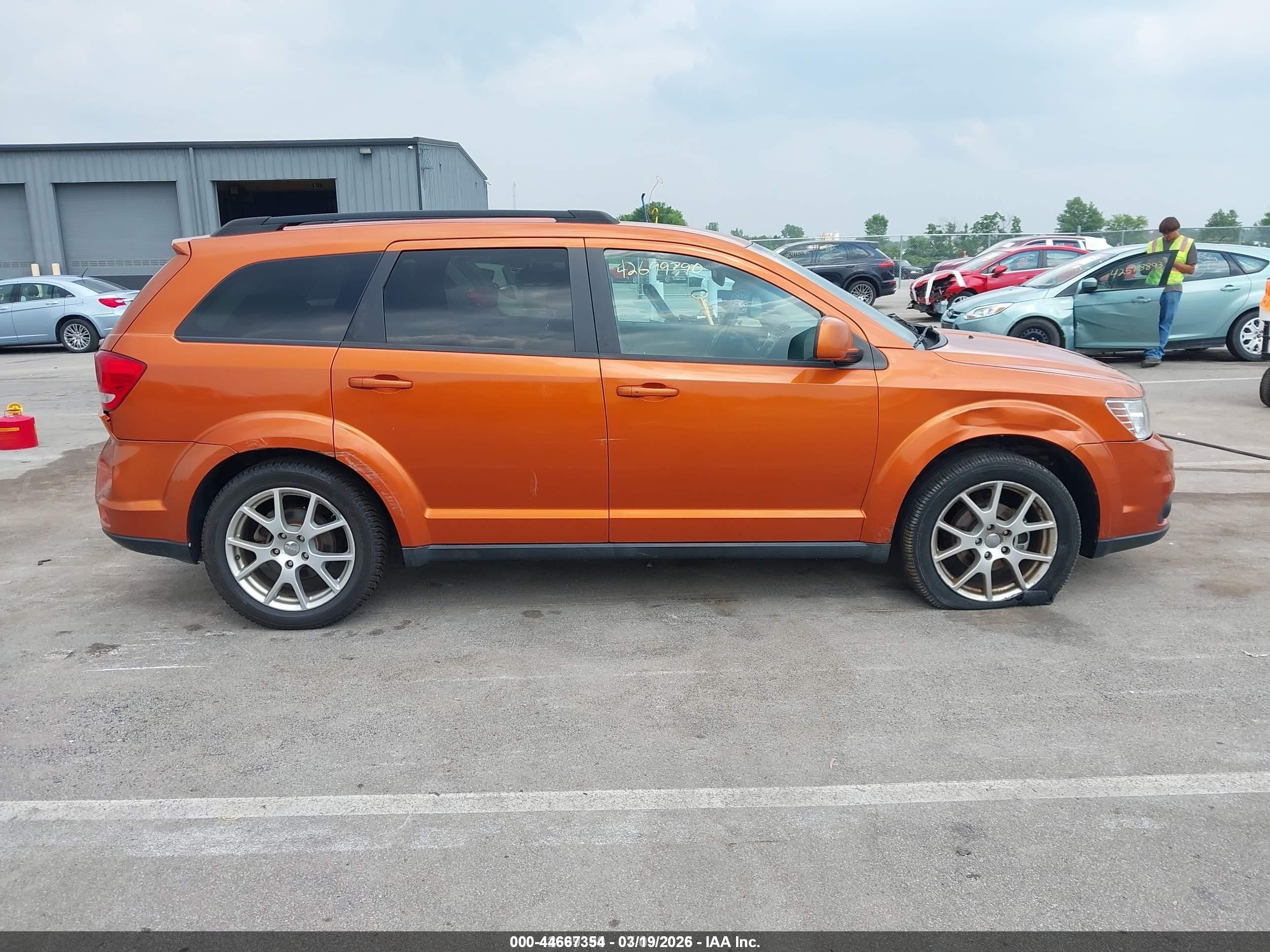 2011 Dodge Journey Mainstreet Orange vin: 3D4PG1FG7BT540894