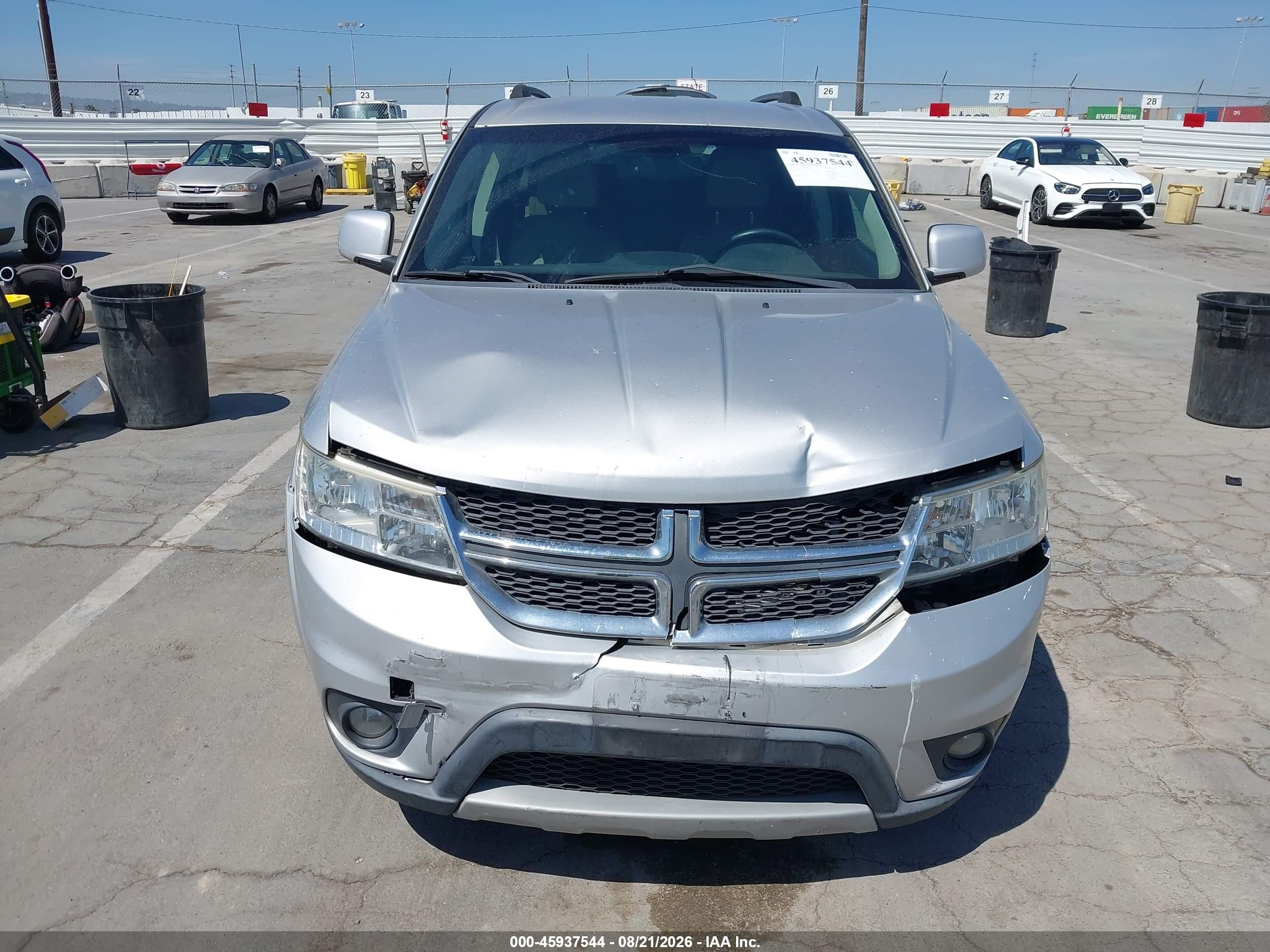 2011 Dodge Journey Mainstreet Silver vin: 3D4PG1FG9BT561536