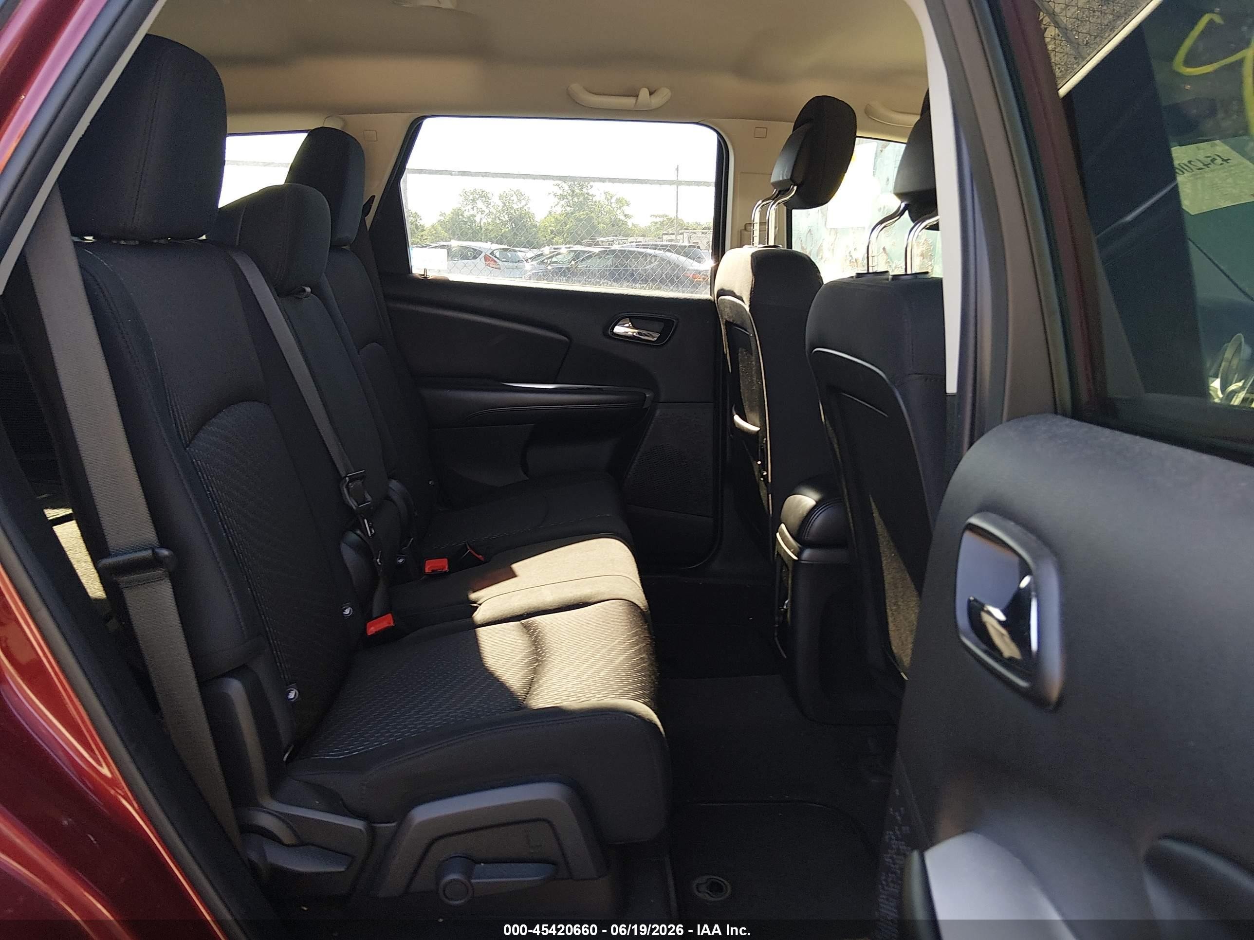 2011 Dodge Journey Mainstreet Red vin: 3D4PG1FGXBT506495