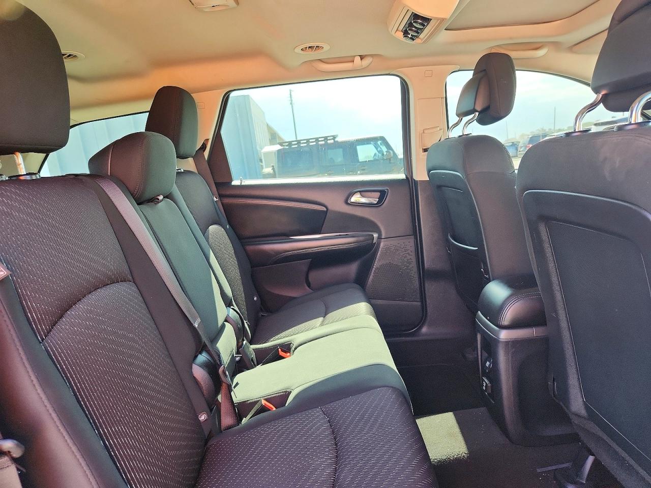 2011 Dodge Journey Crew White vin: 3D4PG3FG6BT551137