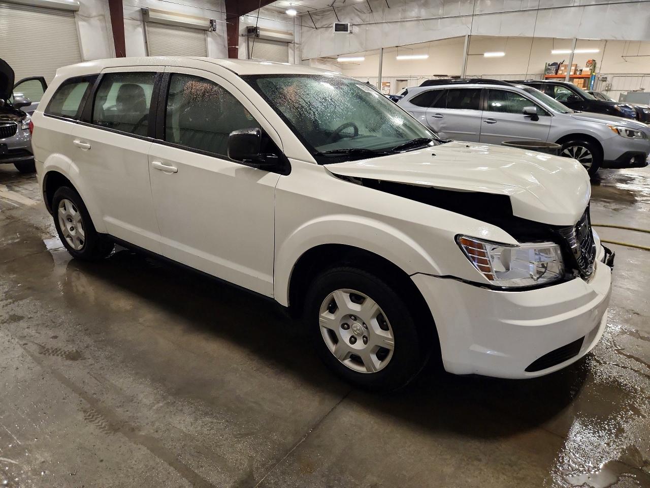 2010 Dodge Journey Se White vin: 3D4PG4FB0AT266104