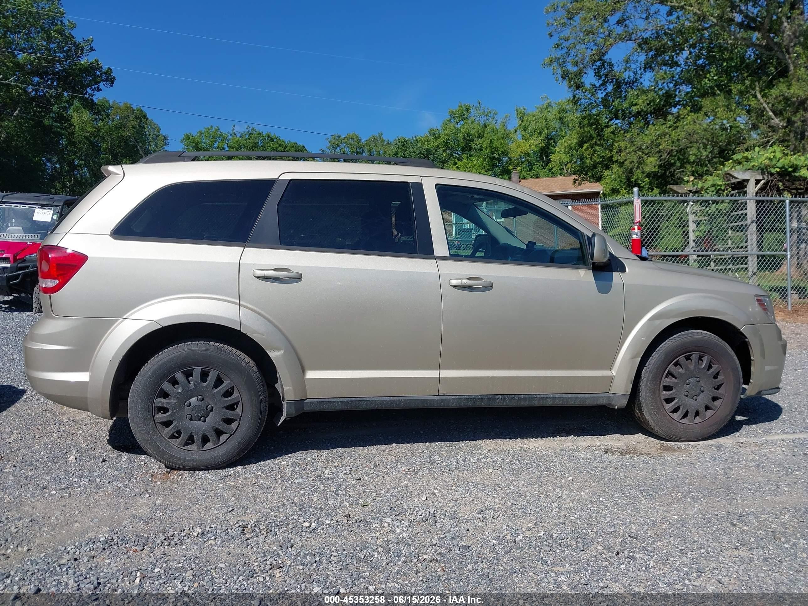 2011 Dodge Journey Express Gold vin: 3D4PG4FB3BT534404