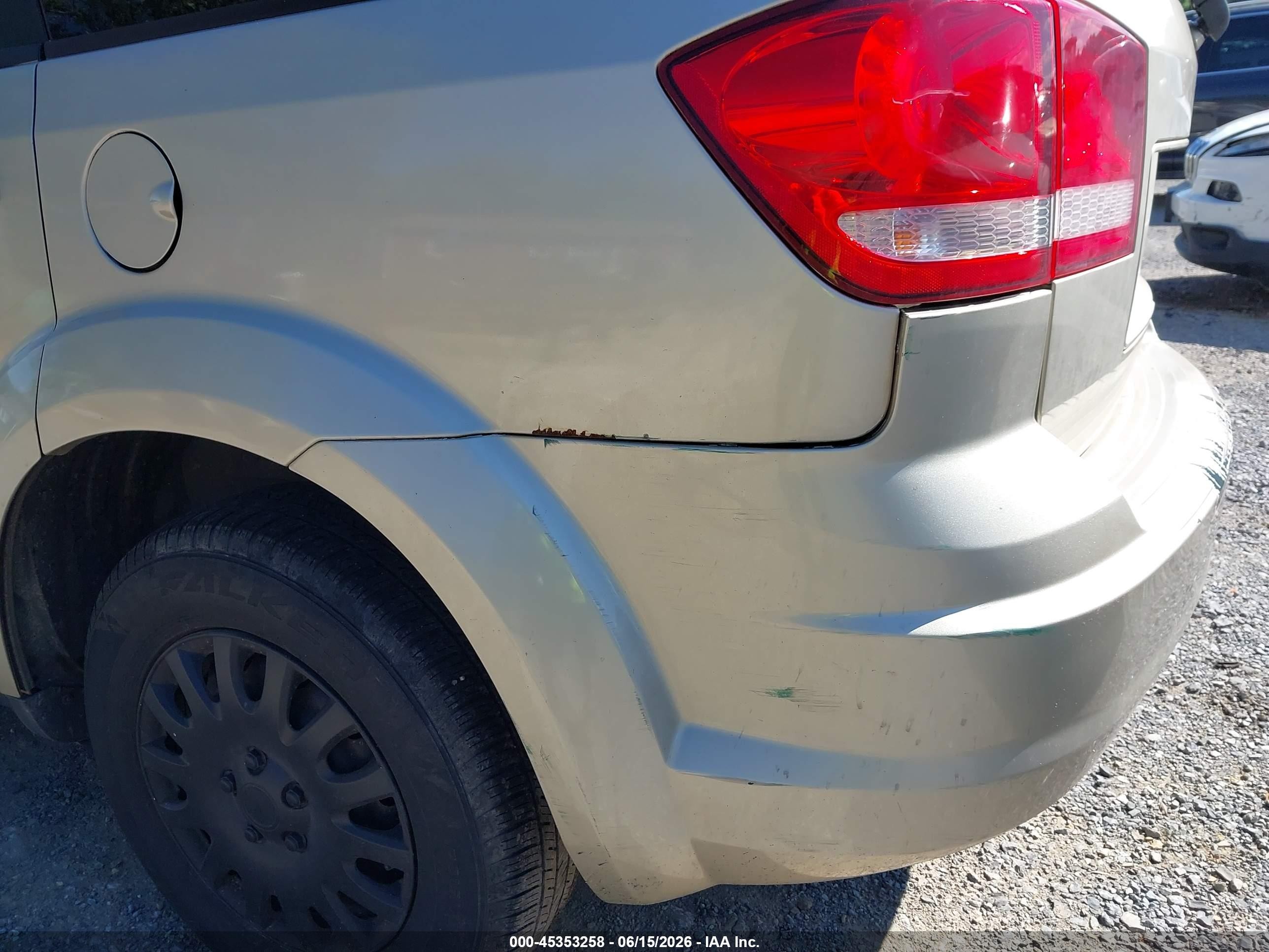 2011 Dodge Journey Express Gold vin: 3D4PG4FB3BT534404