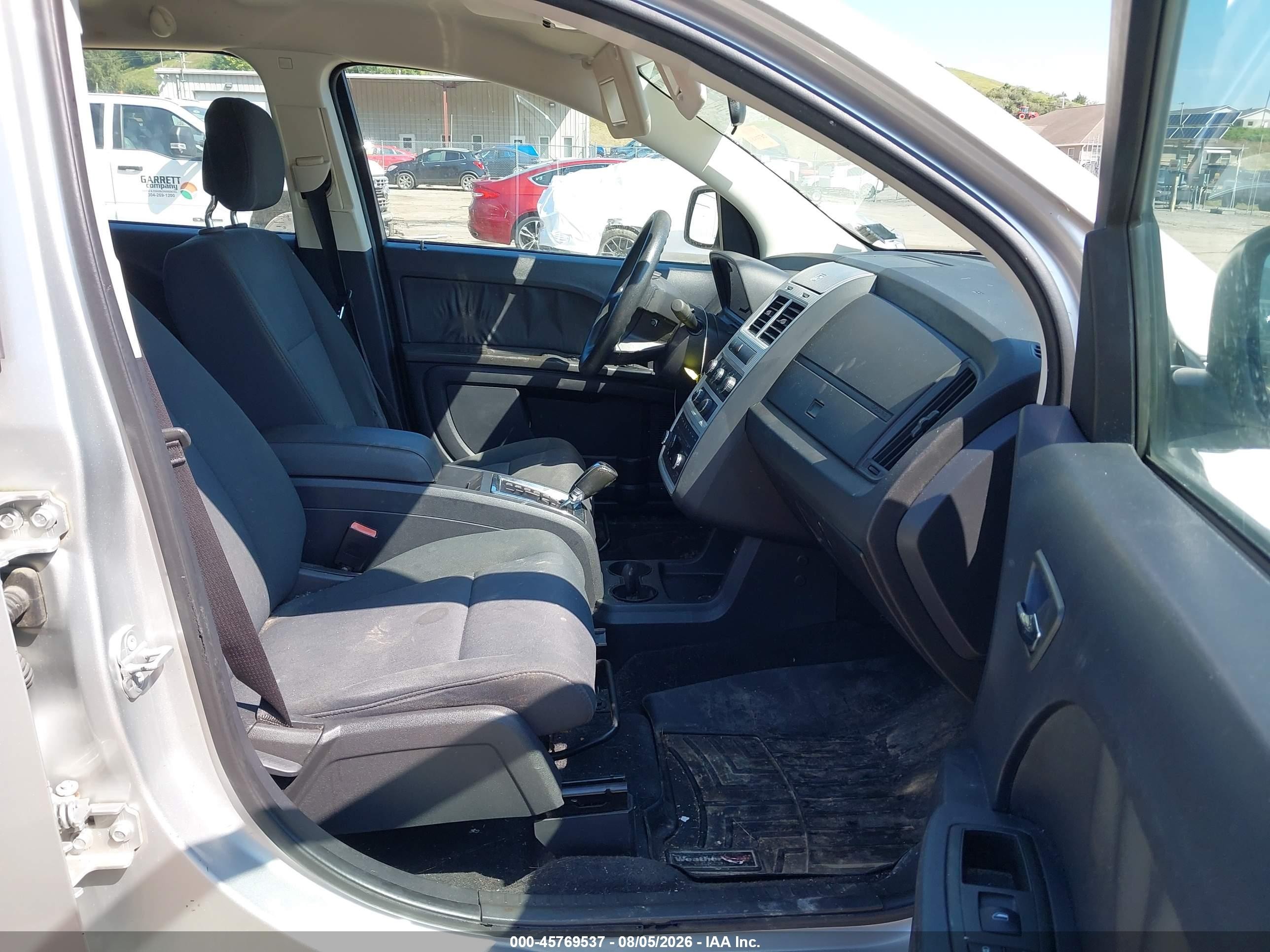 2010 Dodge Journey Se Silver vin: 3D4PG4FB5AT163924