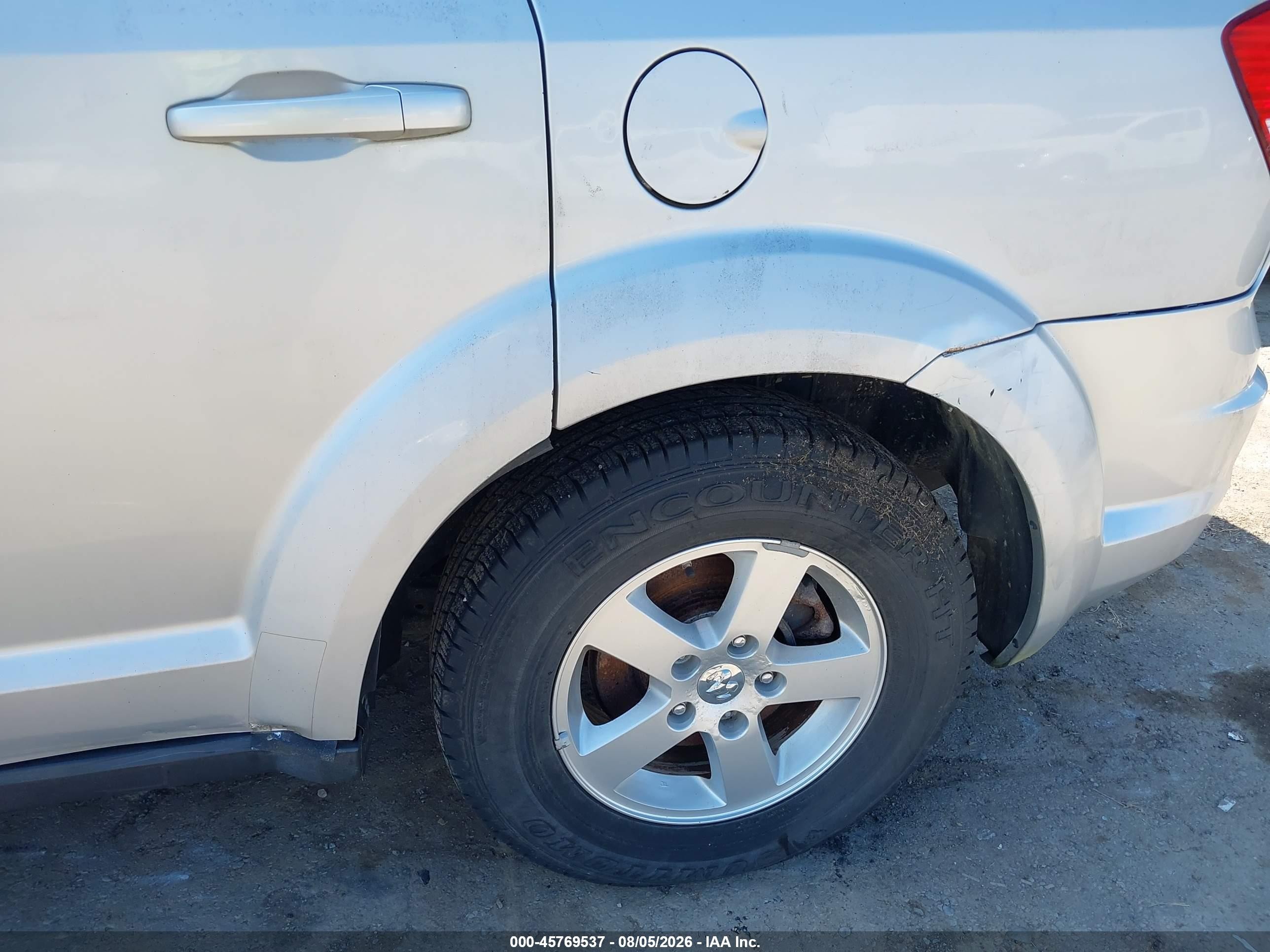 2010 Dodge Journey Se Silver vin: 3D4PG4FB5AT163924