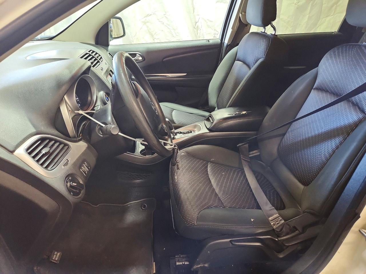 2011 Dodge Journey Express White vin: 3D4PG4FB5BT561877