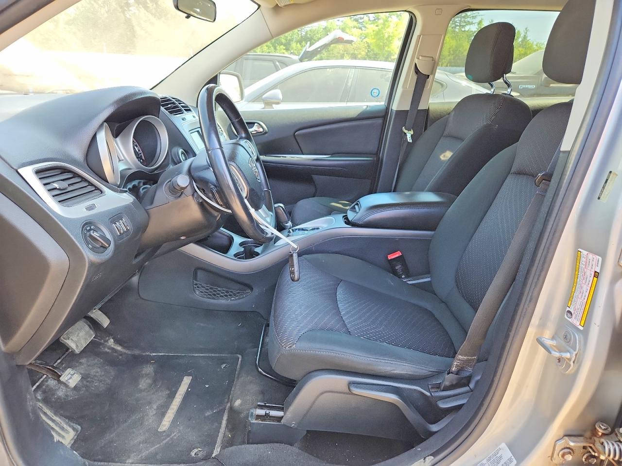 2011 Dodge Journey Express Silver vin: 3D4PG4FB9BT558951