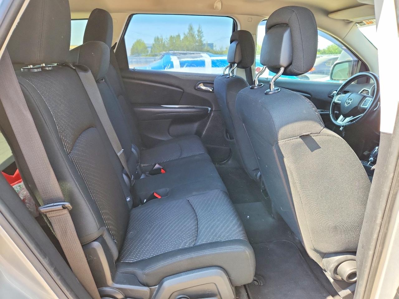2011 Dodge Journey Express Silver vin: 3D4PG4FB9BT558951