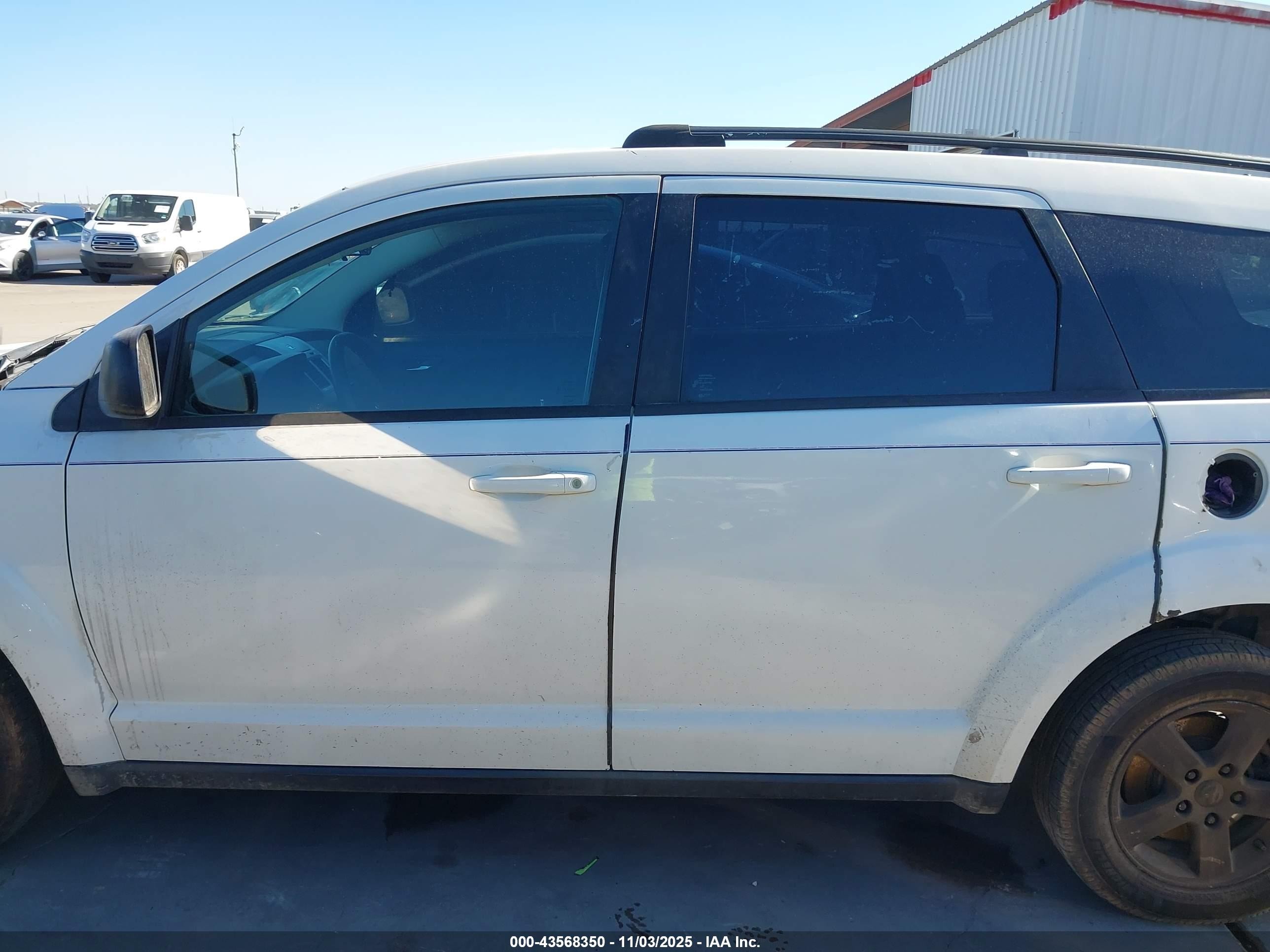 2010 Dodge Journey Se White vin: 3D4PG4FBXAT118753