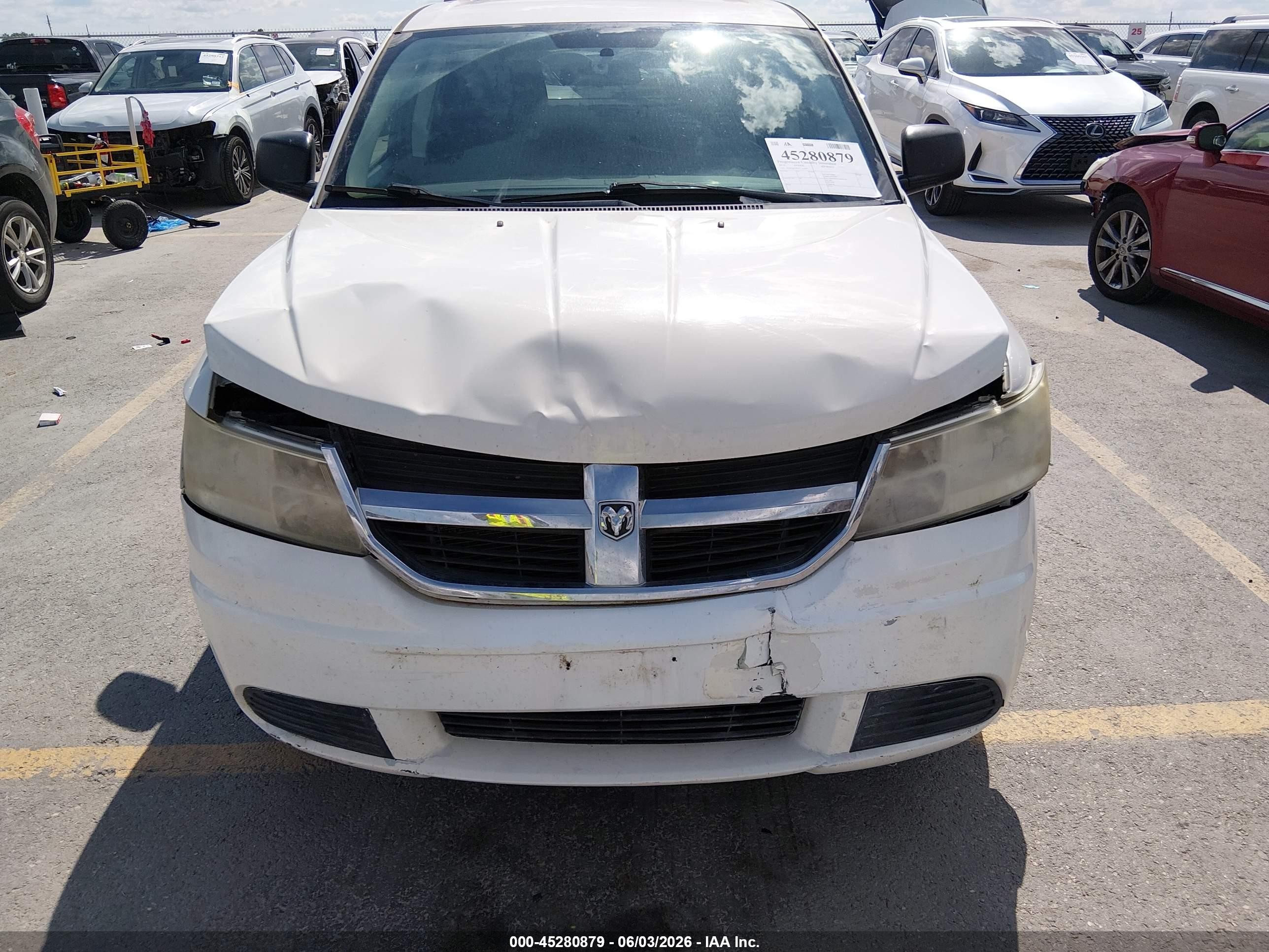 2010 Dodge Journey Se White vin: 3D4PG4FBXAT136394
