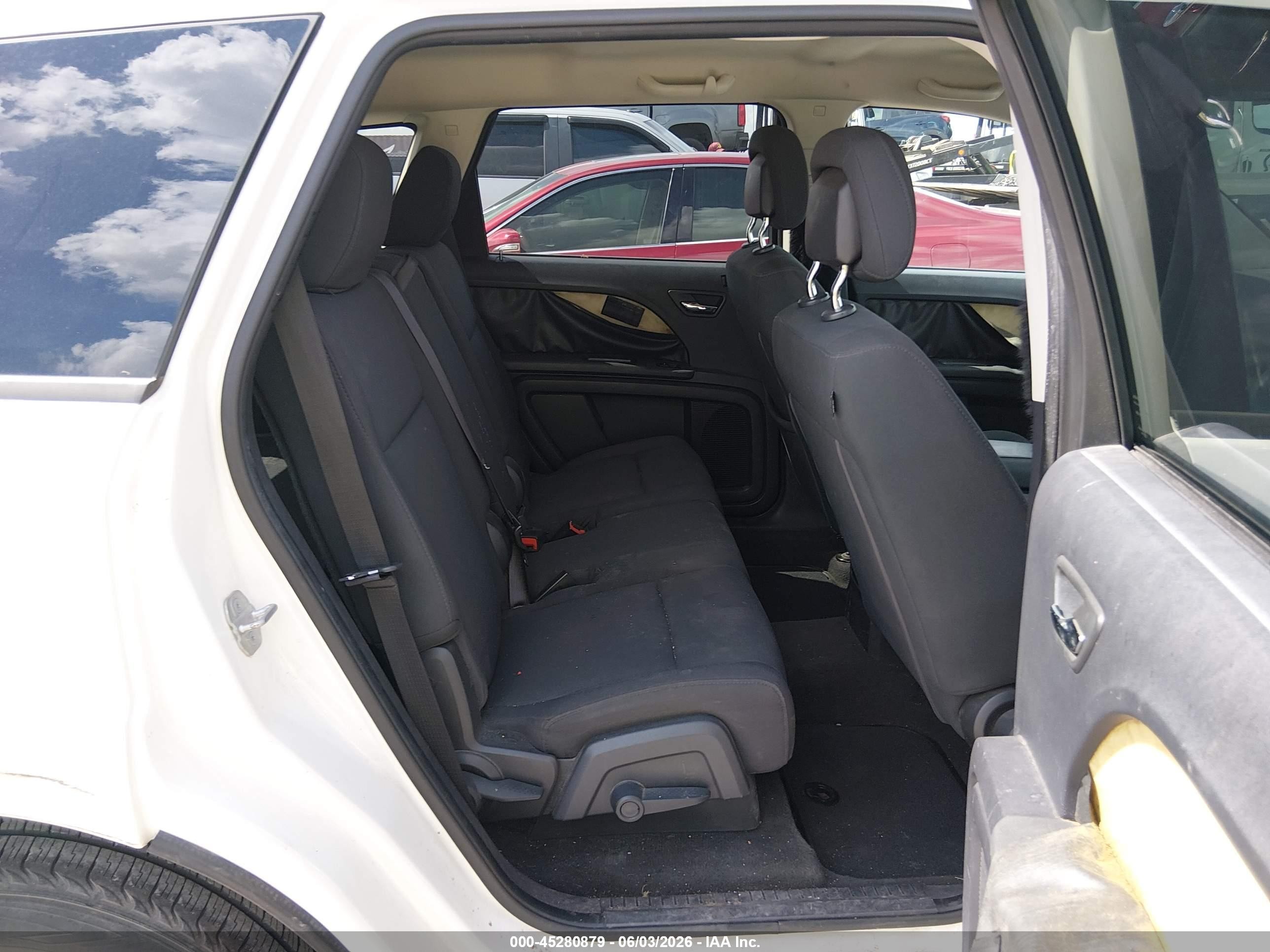 2010 Dodge Journey Se White vin: 3D4PG4FBXAT136394