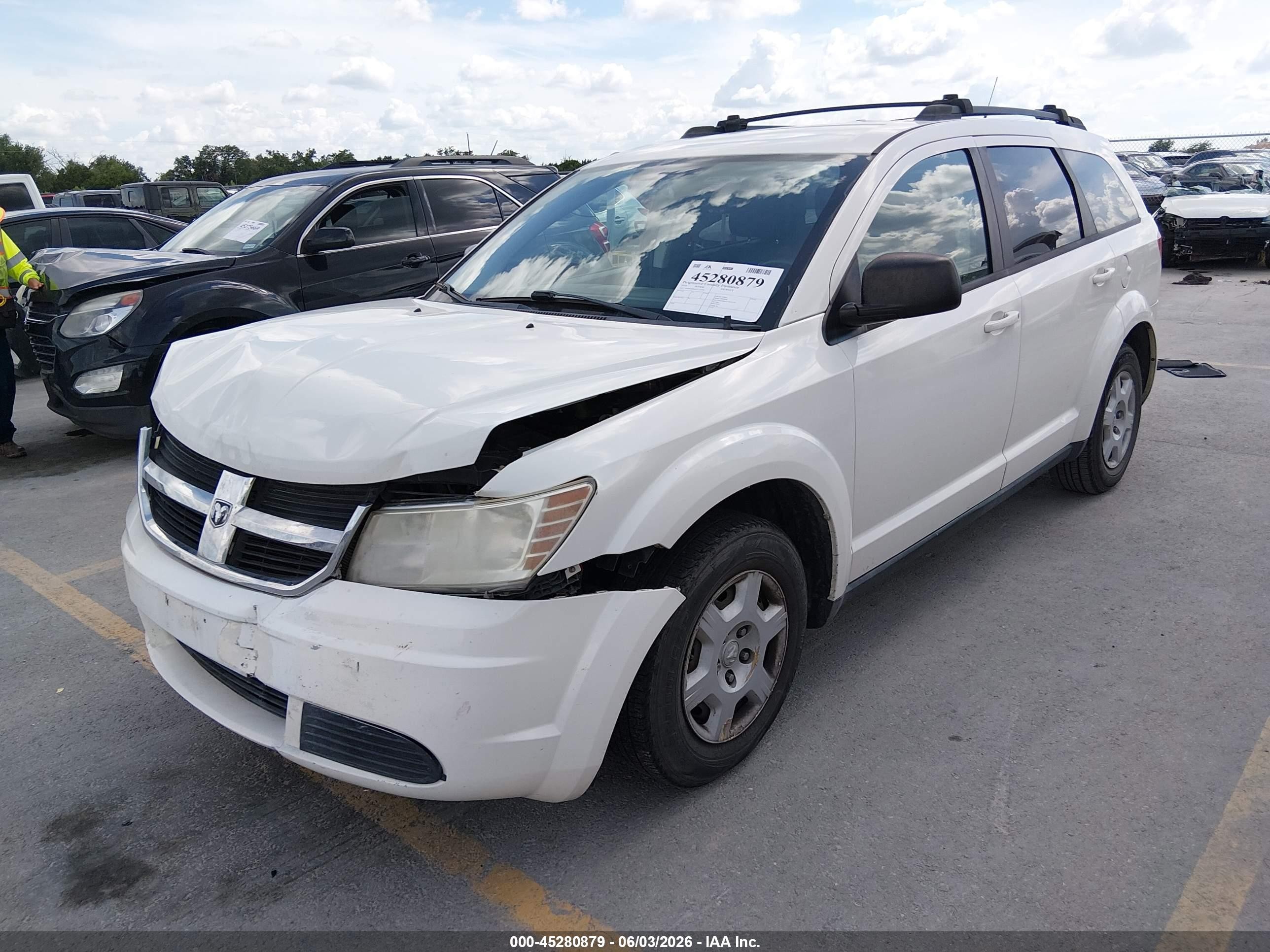2010 Dodge Journey Se White vin: 3D4PG4FBXAT136394