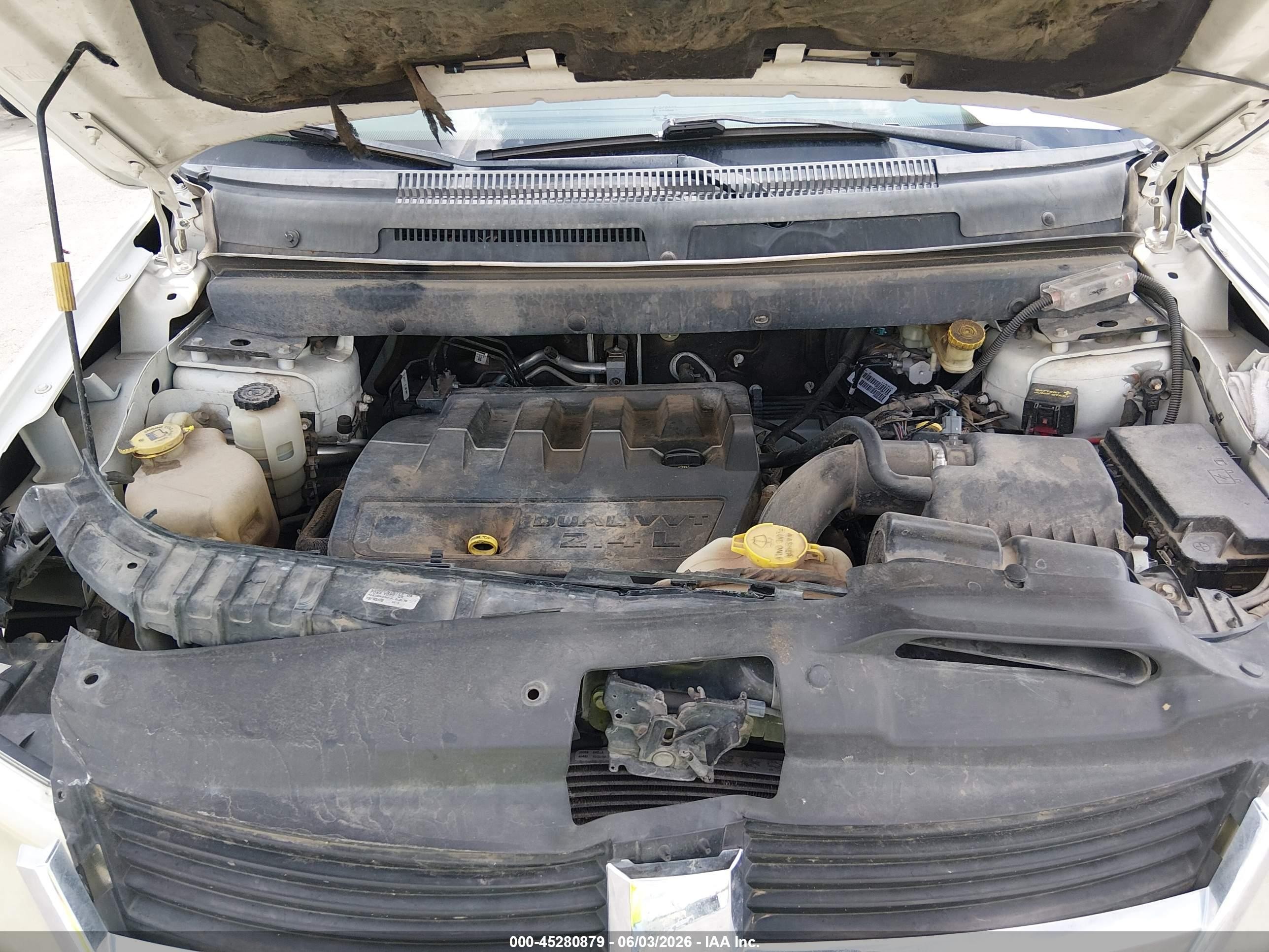 2010 Dodge Journey Se White vin: 3D4PG4FBXAT136394