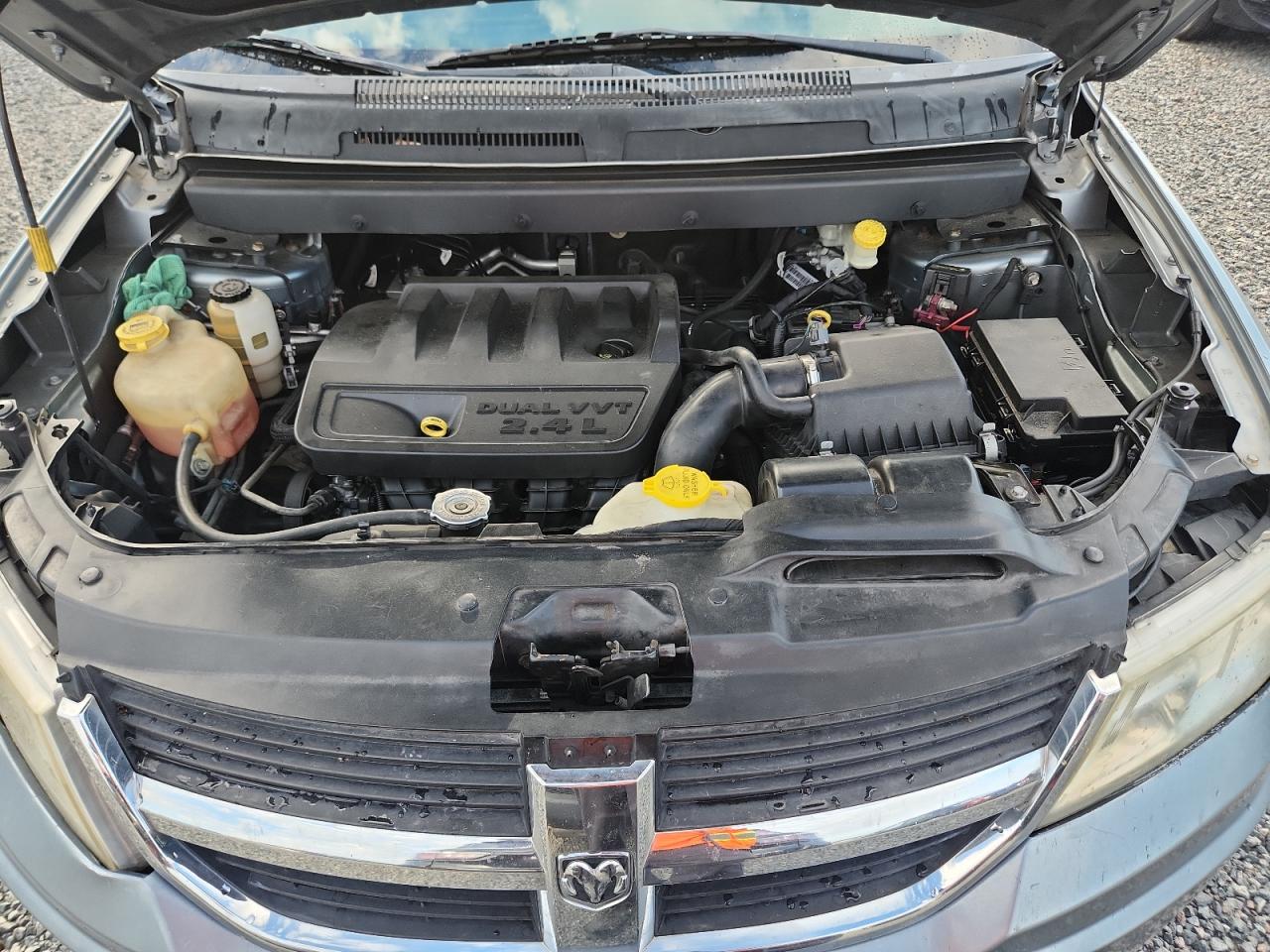 2010 Dodge Journey Se Gray vin: 3D4PG4FBXAT183991