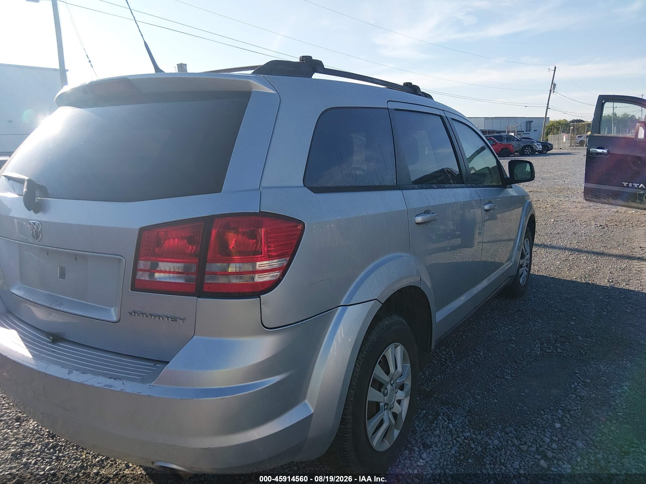 2010 Dodge Journey Se Silver vin: 3D4PG4FBXAT190360
