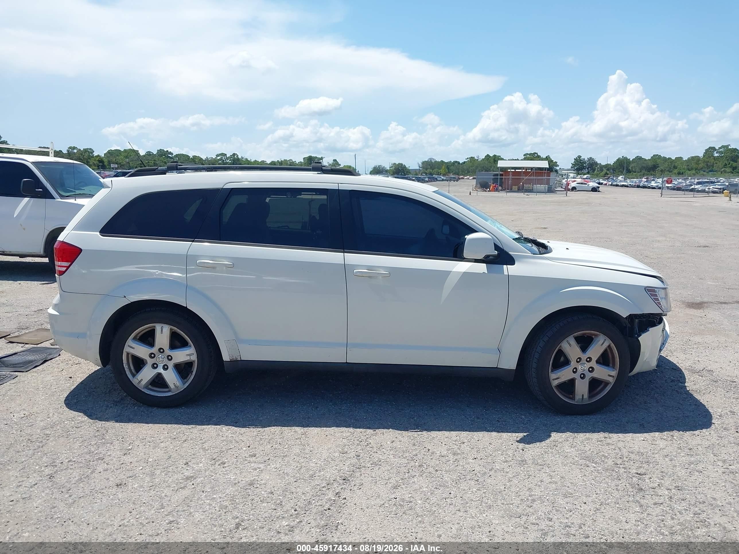 2010 Dodge Journey Sxt Белый vin: 3D4PG5FV1AT116826