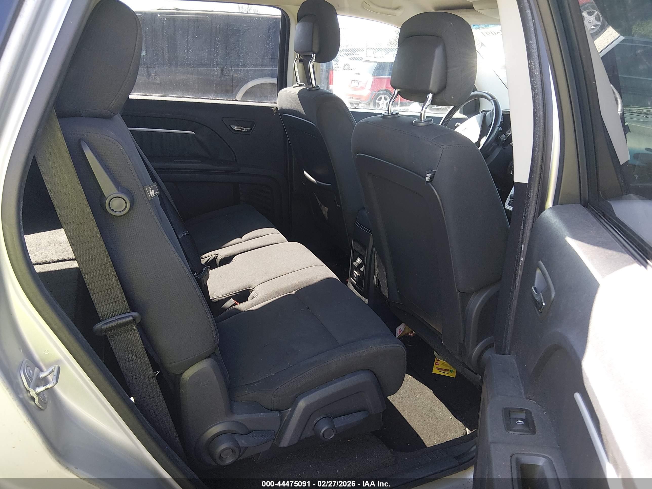 2010 Dodge Journey Sxt Silver vin: 3D4PG5FV1AT140298