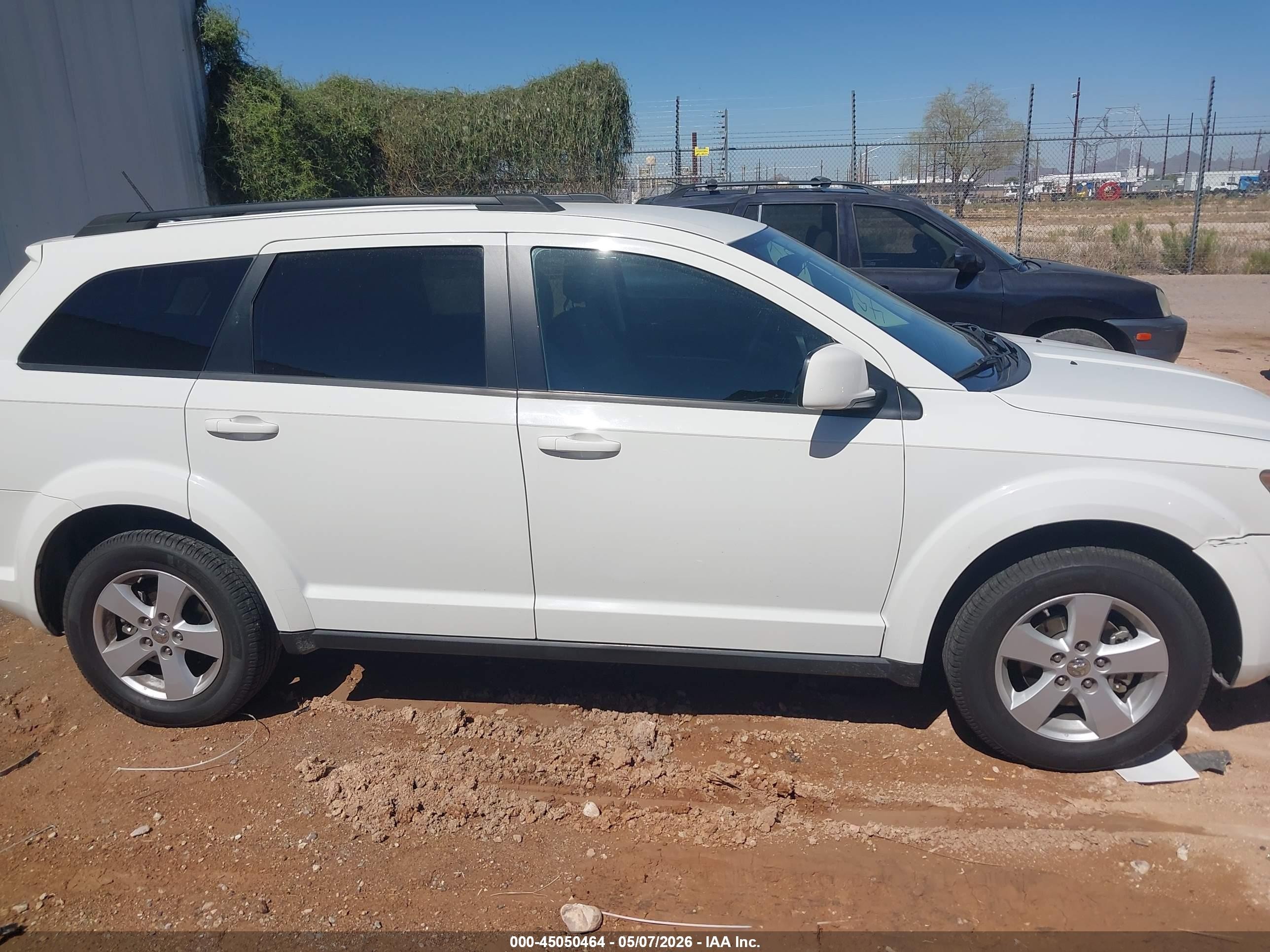 2010 Dodge Journey Sxt White vin: 3D4PG5FV2AT203179