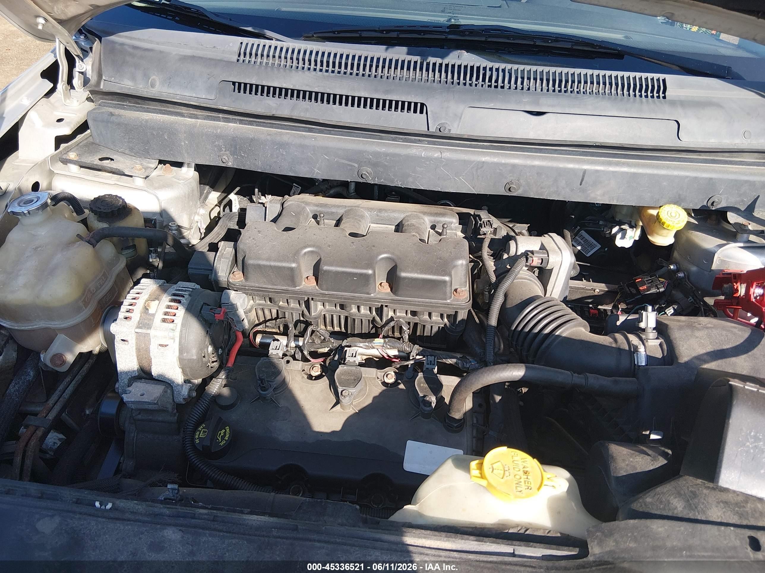 2010 Dodge Journey Sxt Silver vin: 3D4PG5FV6AT106485
