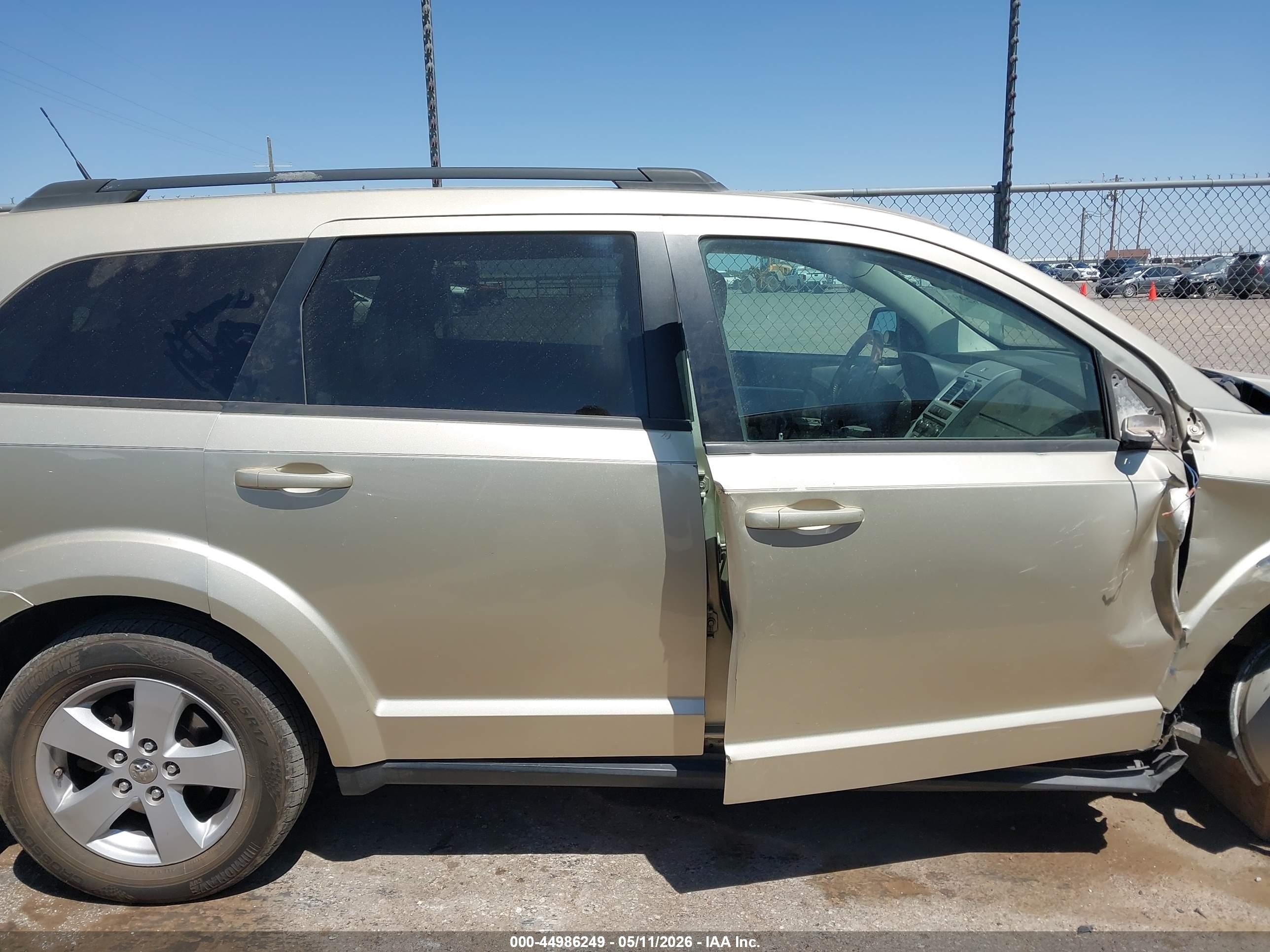2010 Dodge Journey Sxt Beige vin: 3D4PG5FV7AT145456