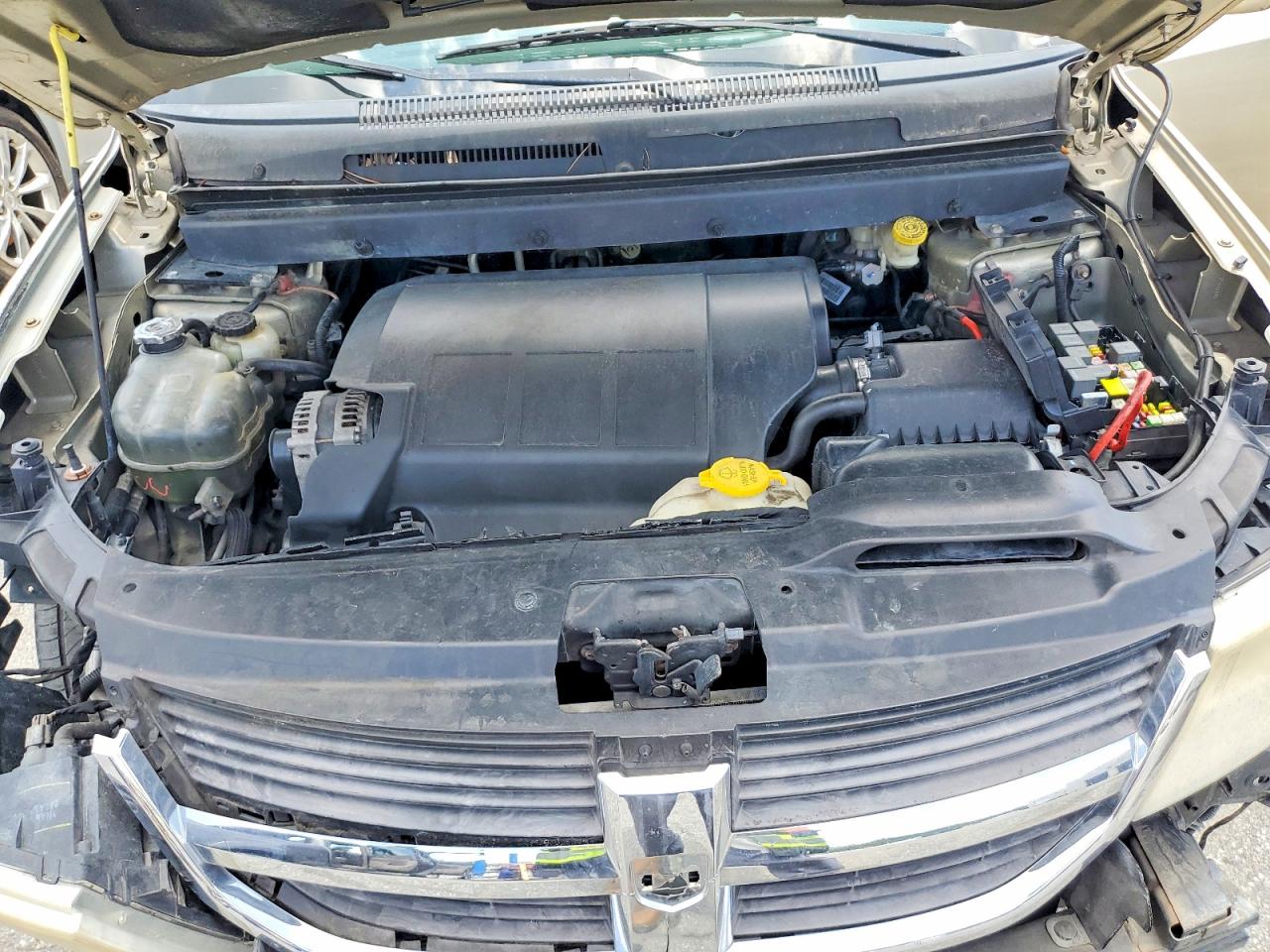 2010 Dodge Journey Sxt Gold vin: 3D4PG5FVXAT113584