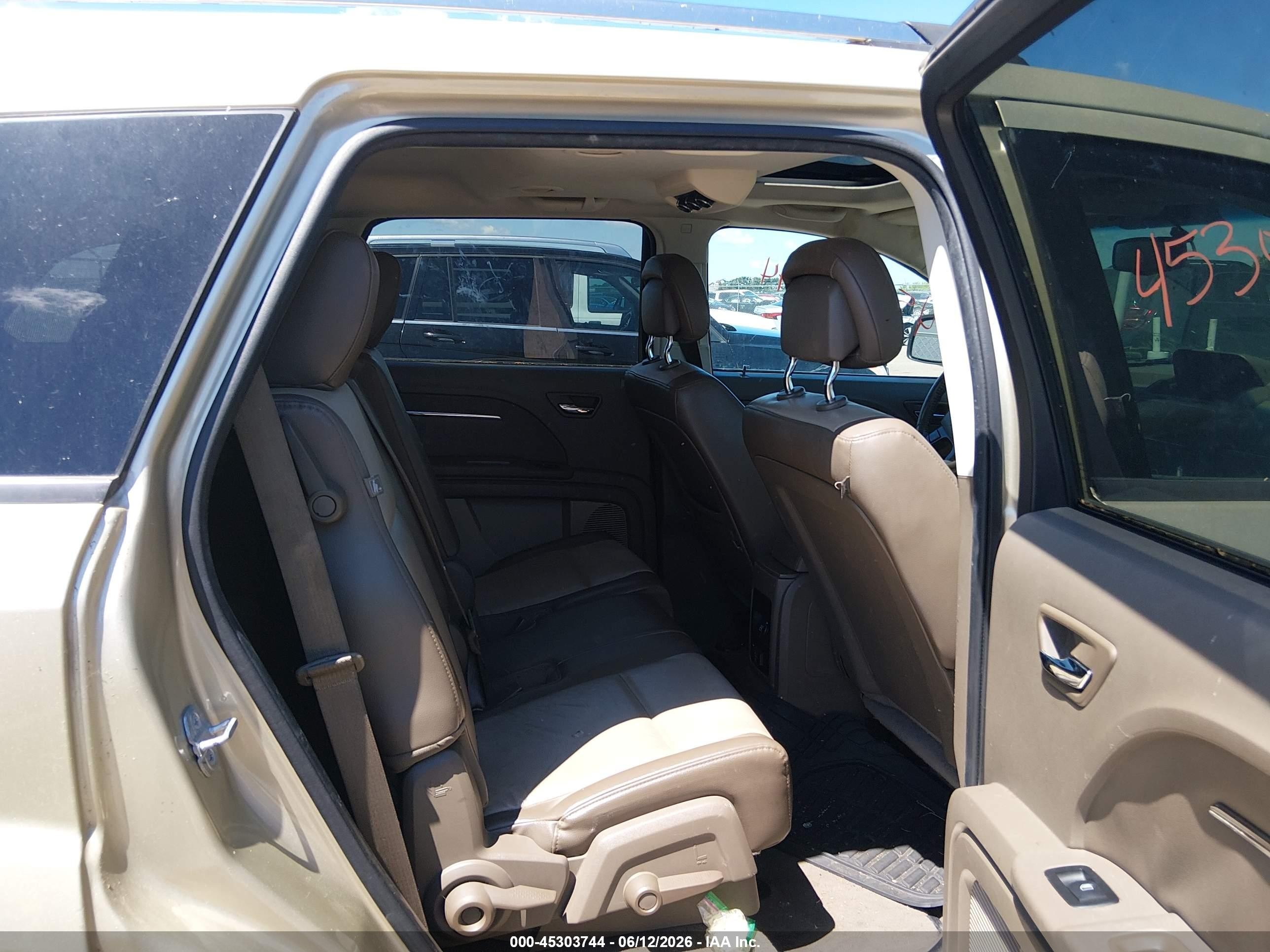 2010 Dodge Journey R/t Gold vin: 3D4PG6FV2AT108420