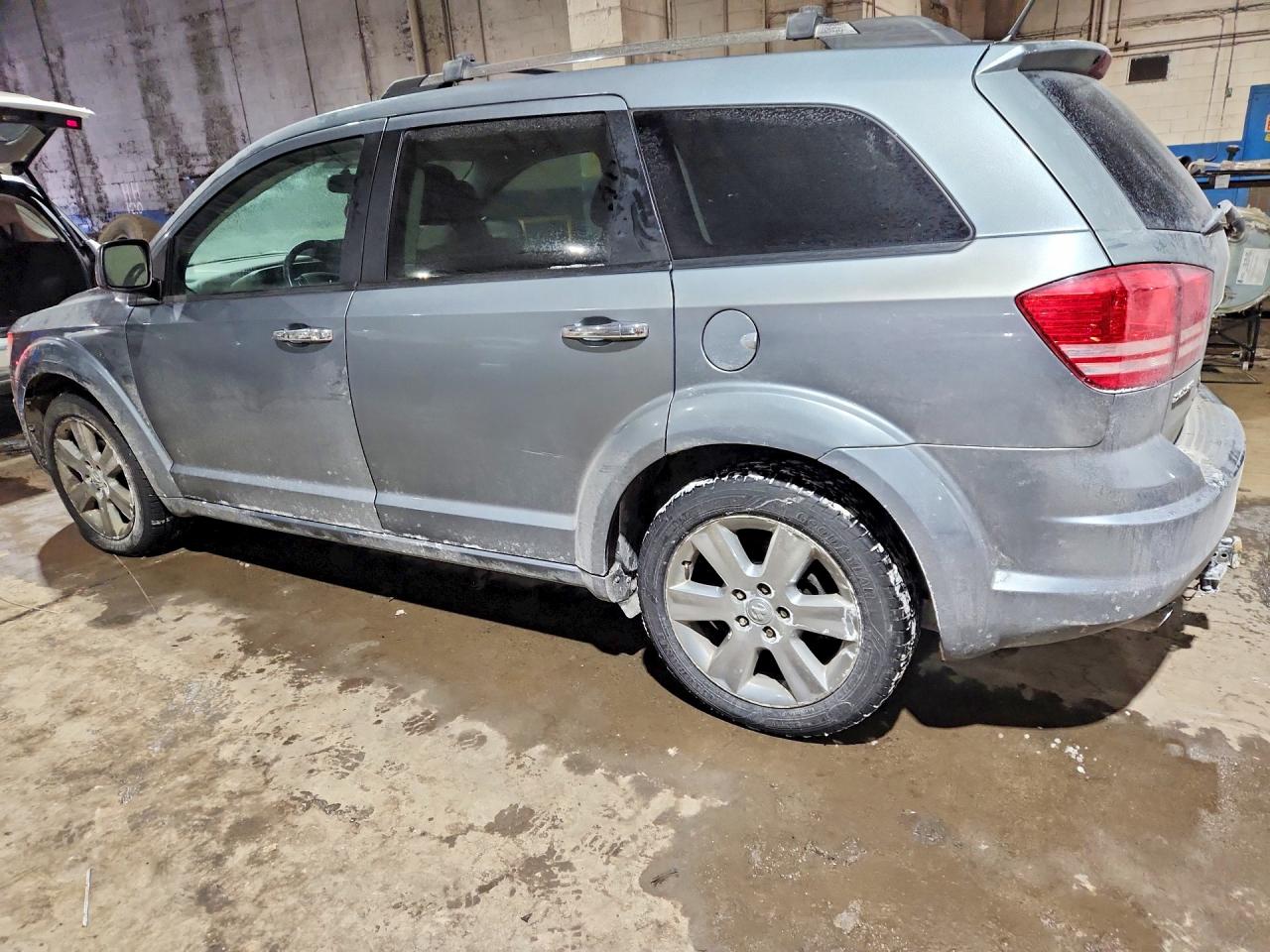 2010 Dodge Journey R/ Blue vin: 3D4PG6FV8AT114447