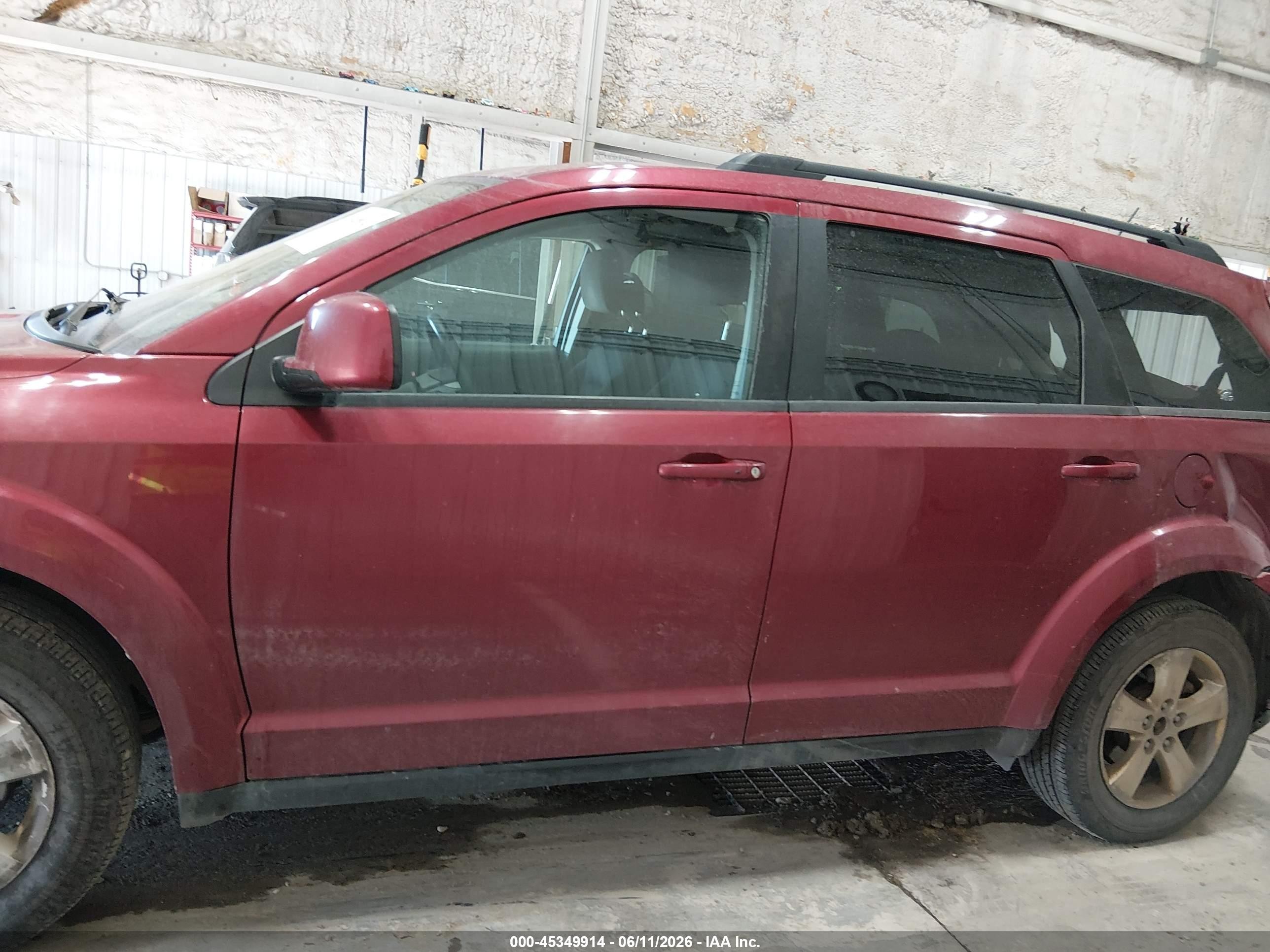 2011 Dodge Journey Mainstreet Red vin: 3D4PH1FG0BT553029