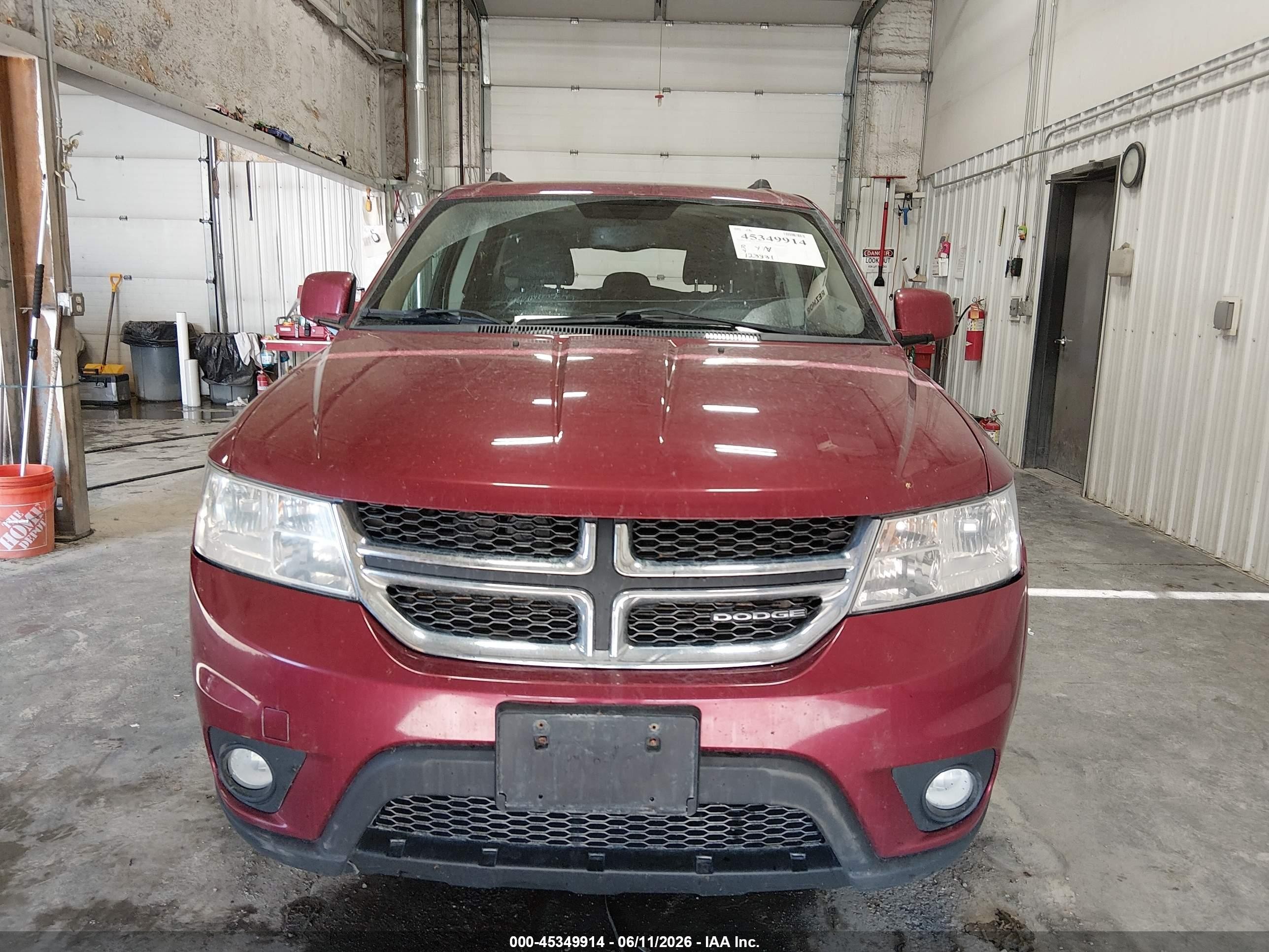 2011 Dodge Journey Mainstreet Red vin: 3D4PH1FG0BT553029