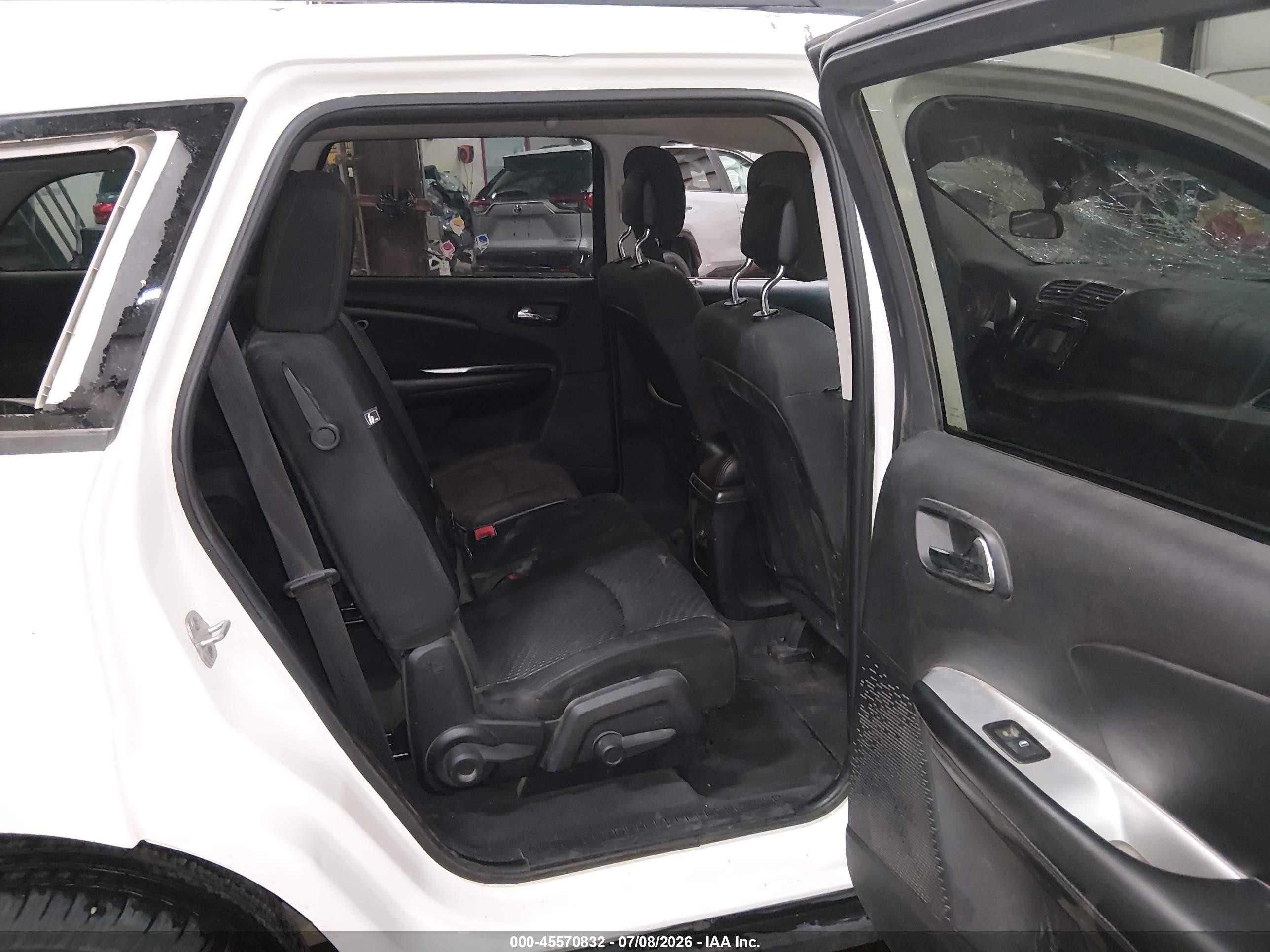 2011 Dodge Journey Mainstreet White vin: 3D4PH1FG2BT520873