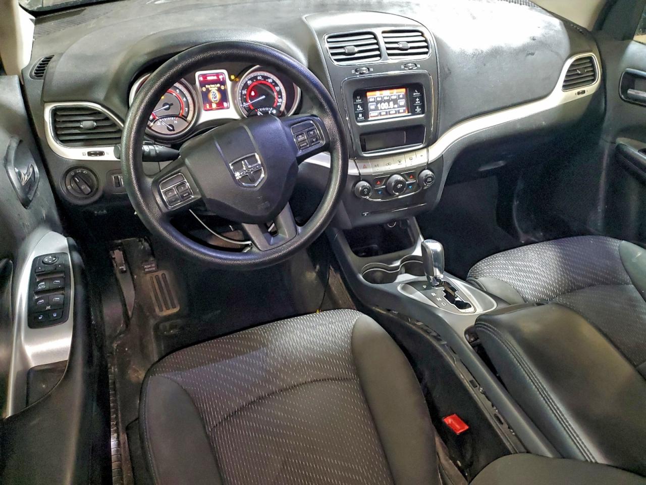 2011 Dodge Journey Mainstreet Silver vin: 3D4PH1FG8BT557121