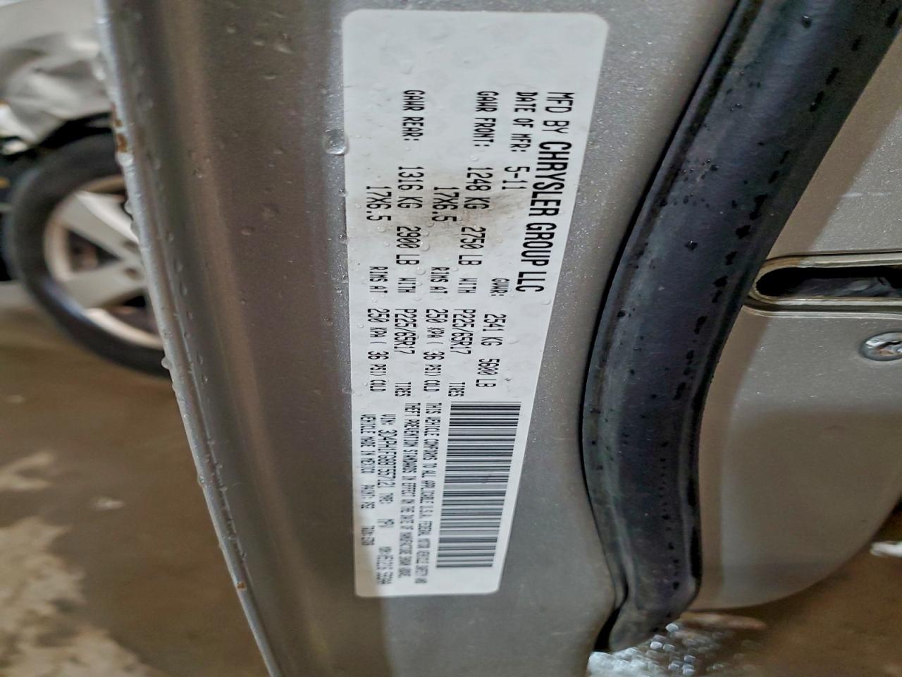 2011 Dodge Journey Mainstreet Silver vin: 3D4PH1FG8BT557121