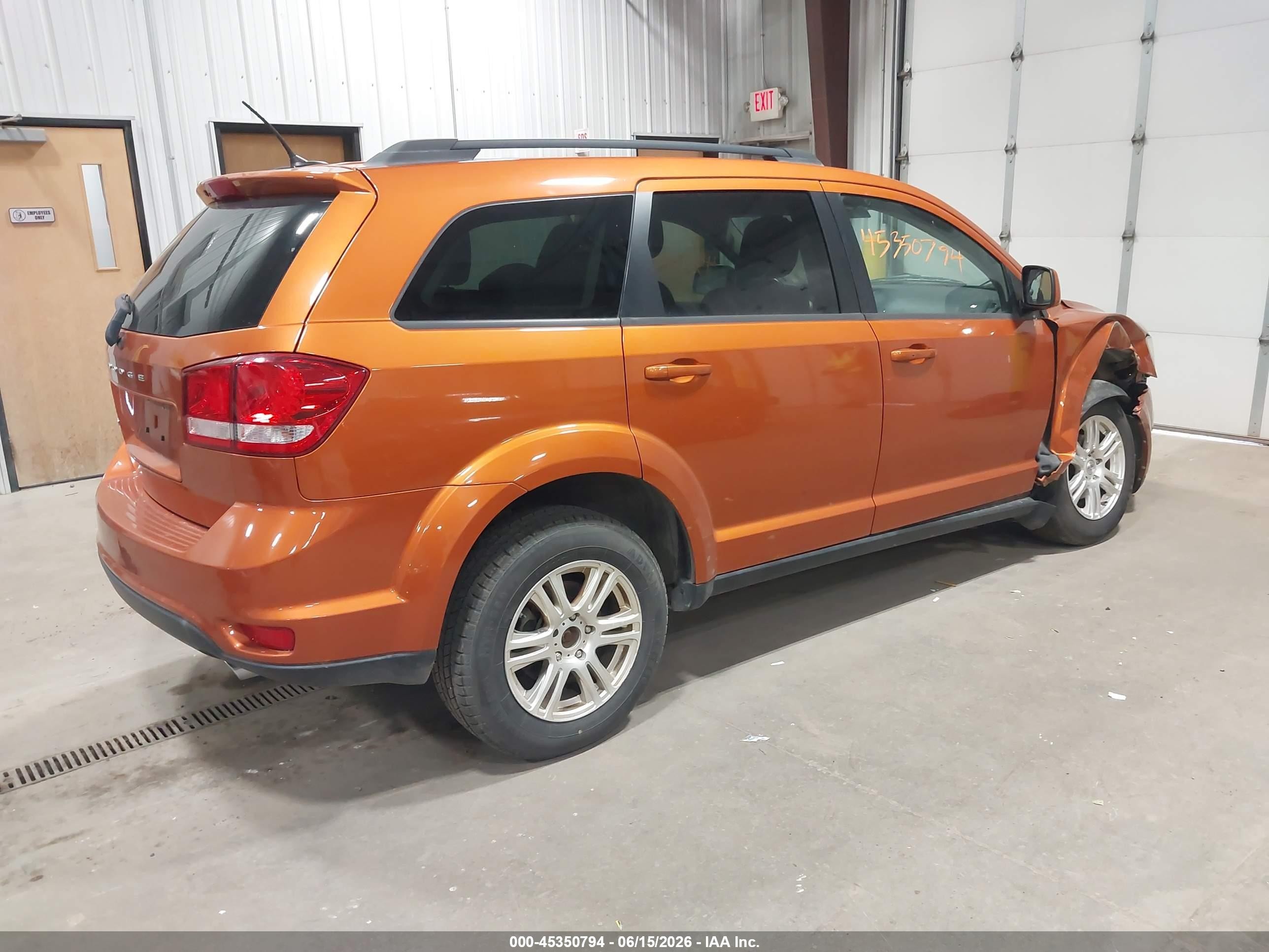 2011 Dodge Journey Mainstreet Orange vin: 3D4PH1FGOBT558327