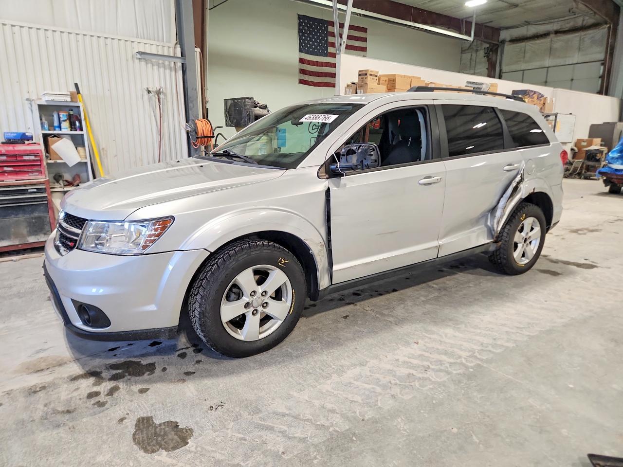 2011 Dodge Journey Mainstreet Silver vin: 3D4PH1FGXBT542846