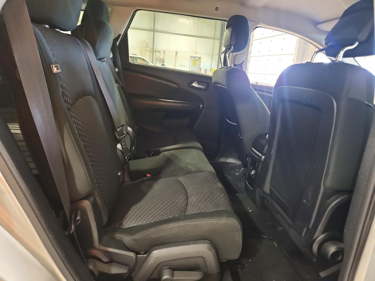 2011 Dodge Journey Mainstreet Silver vin: 3D4PH1FGXBT542846