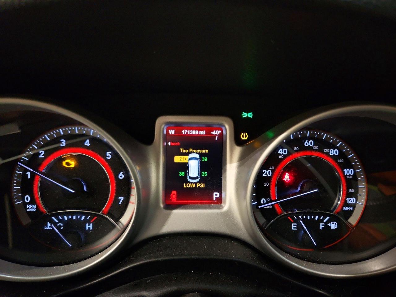 2011 Dodge Journey Crew White vin: 3D4PH3FG2BT551830