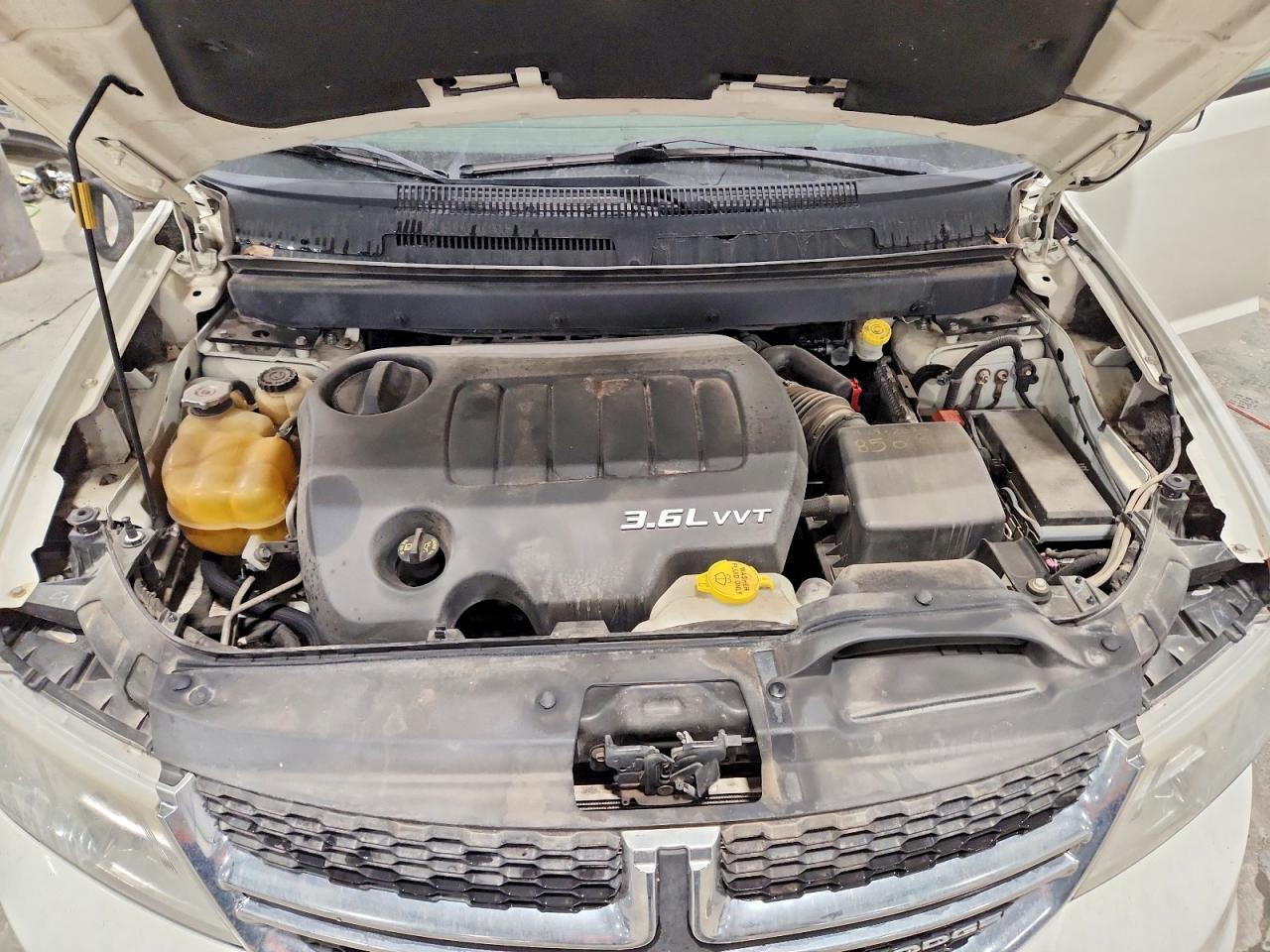 2011 Dodge Journey Crew White vin: 3D4PH3FG2BT551830