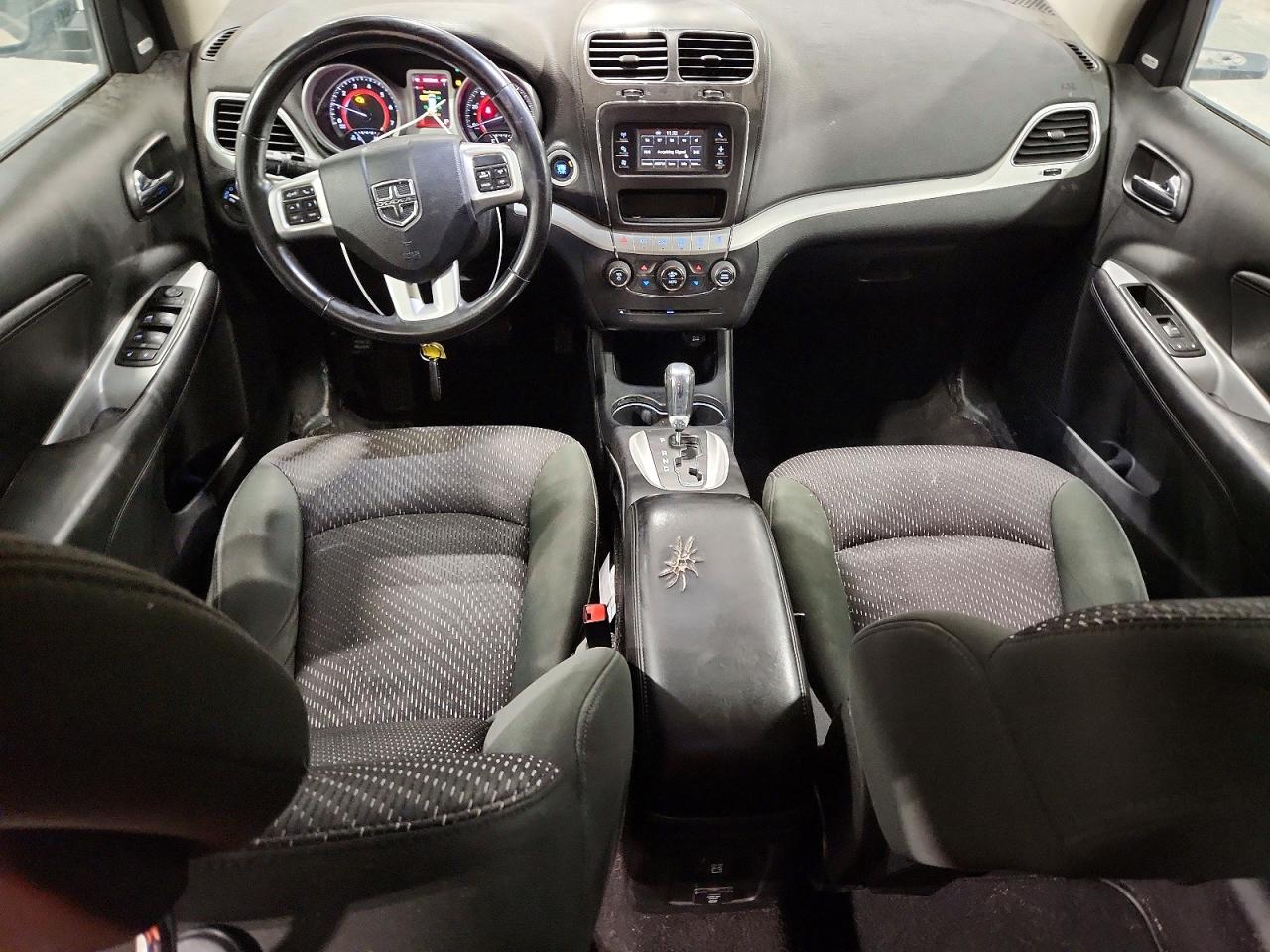 2011 Dodge Journey Crew White vin: 3D4PH3FG2BT551830