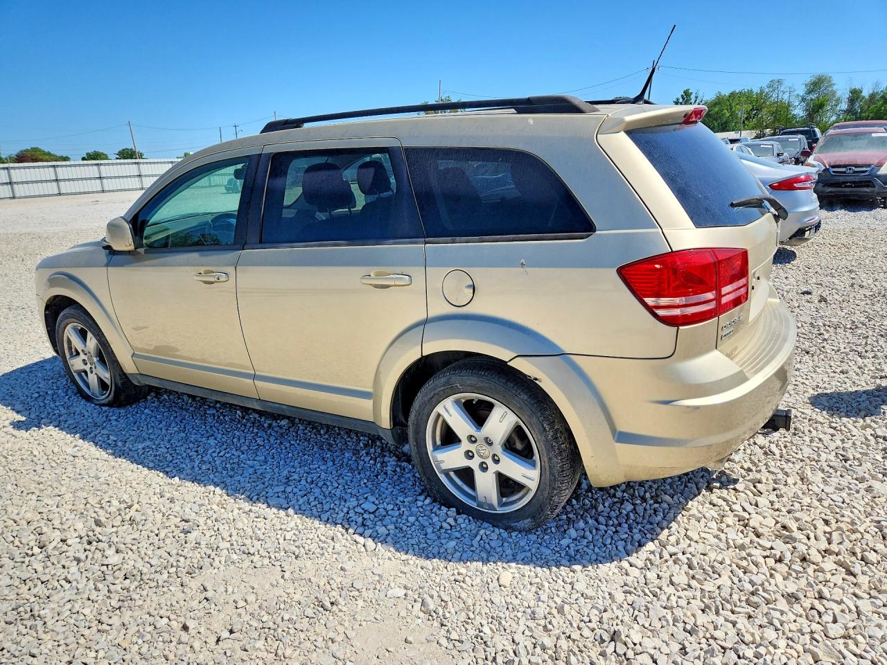2010 Dodge Journey Sxt Gold vin: 3D4PH5FV0AT110576
