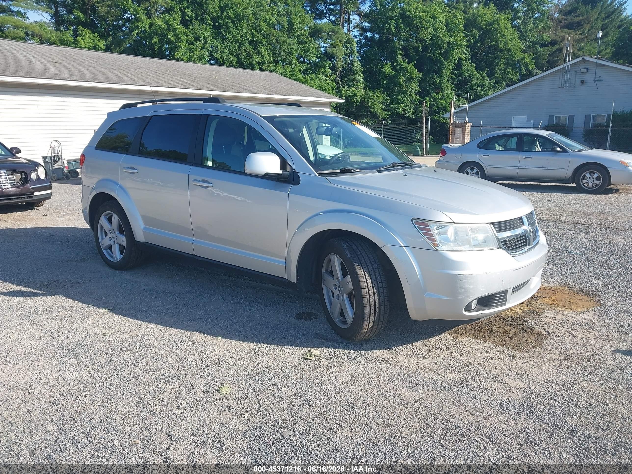 2010 Dodge Journey Sxt Silver vin: 3D4PH5FV1AT148334